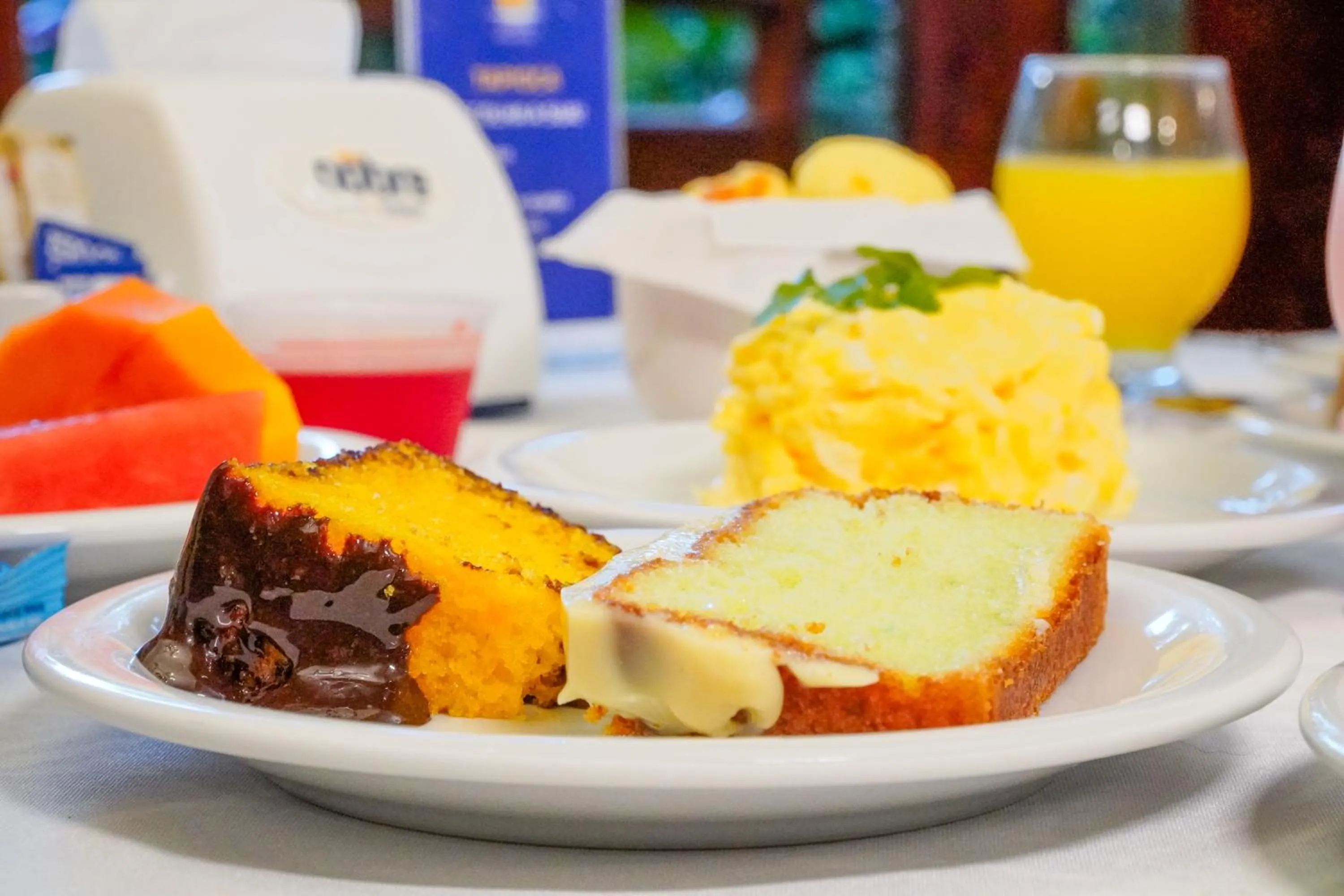 Food and drinks in VELINN Feiticeira Praia Hotel