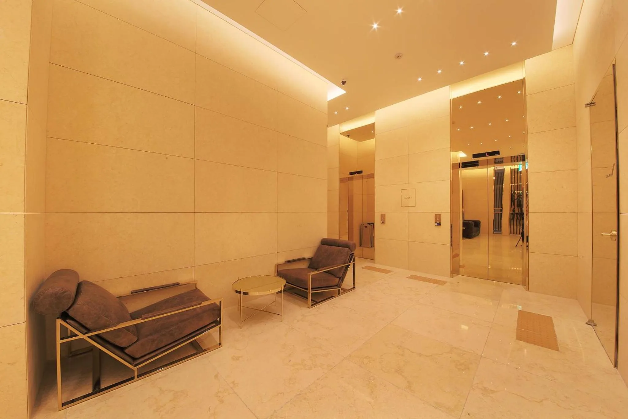 Property building in Hotel Cullinan 2 Geondae