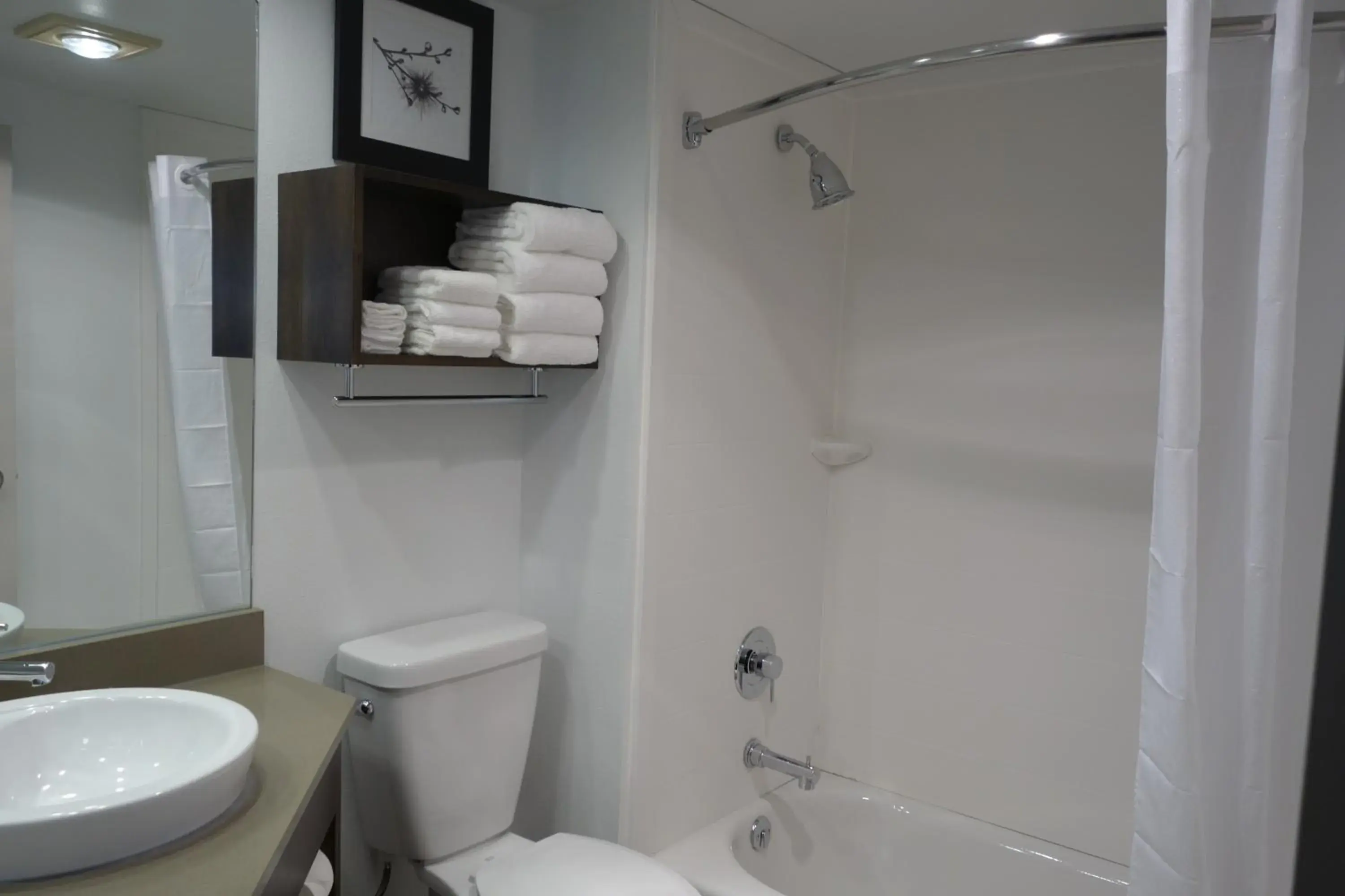 King Suite - Non-Smoking in Country Inn & Suites by Radisson, La Crosse, WI King Suite - Non-Smoking in Country Inn & Suites by Radisson, La Crosse, WI