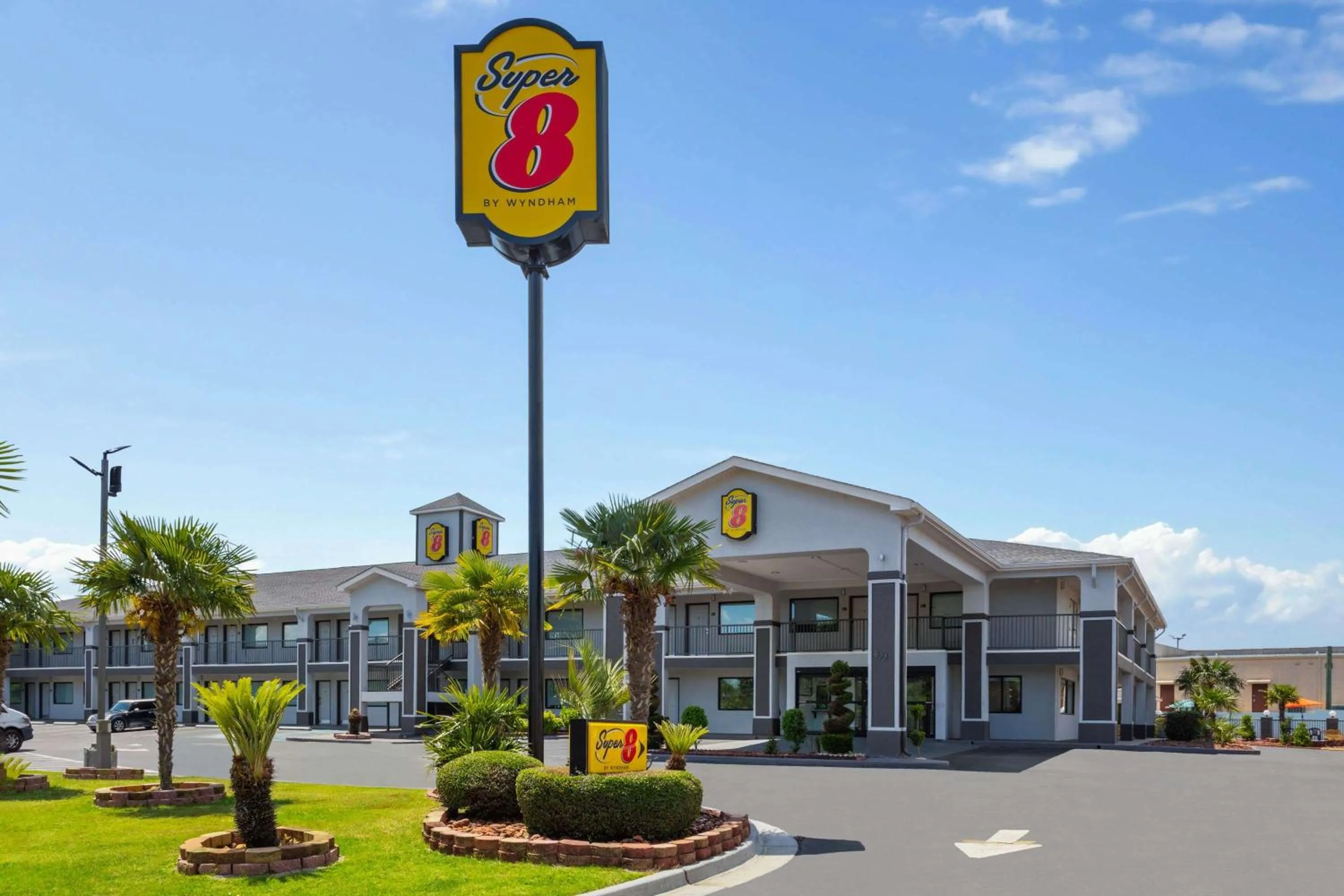 Property building in Super 8 by Wyndham Prattville Montgomery