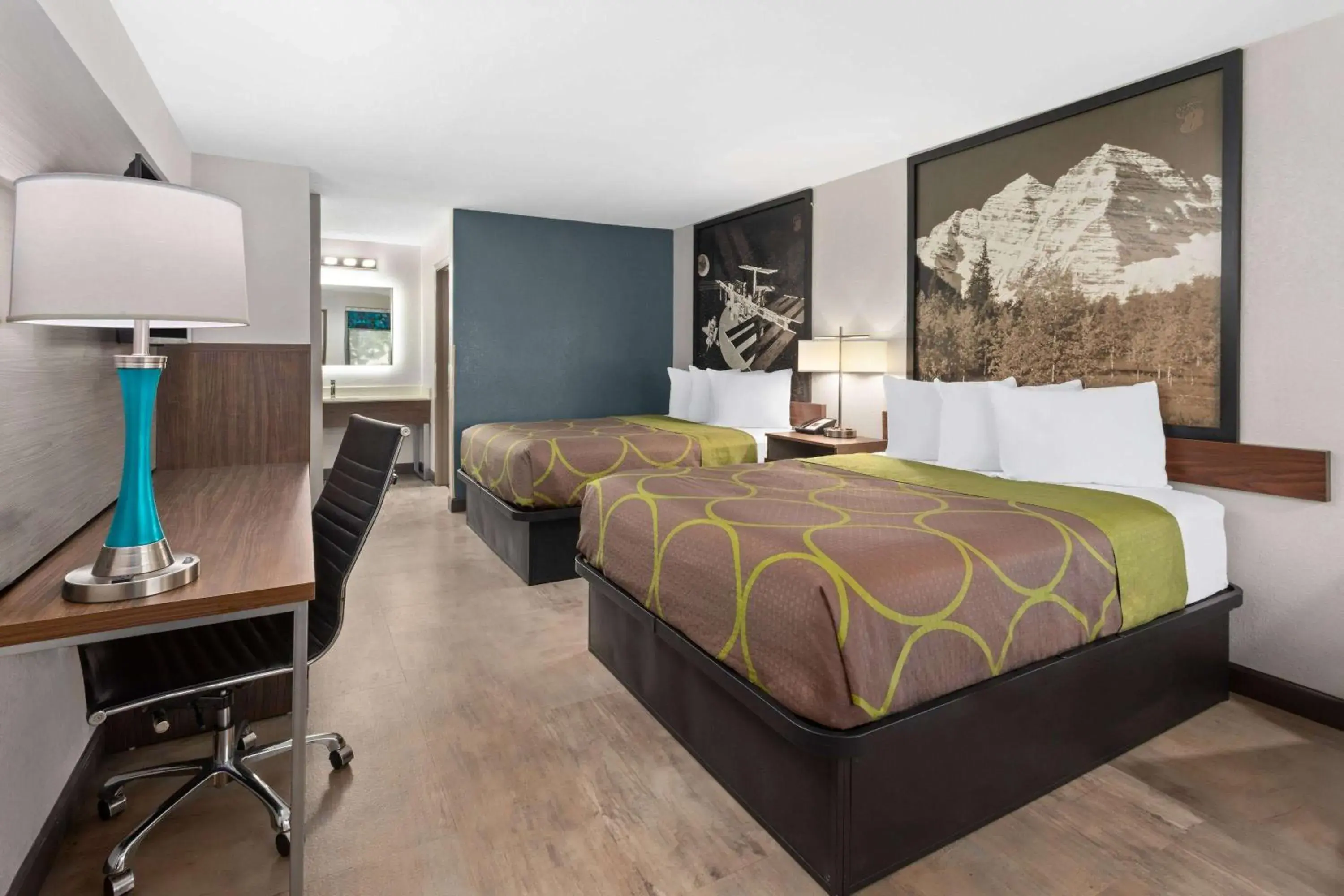 Queen Room with Two Queen Beds - Non-Smoking in Super 8 by Wyndham Prattville Montgomery Queen Room with Two Queen Beds - Non-Smoking in Super 8 by Wyndham Prattville Montgomery