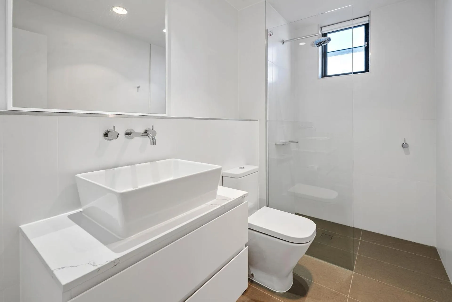 Bathroom in Anchorage Apartments Hampton