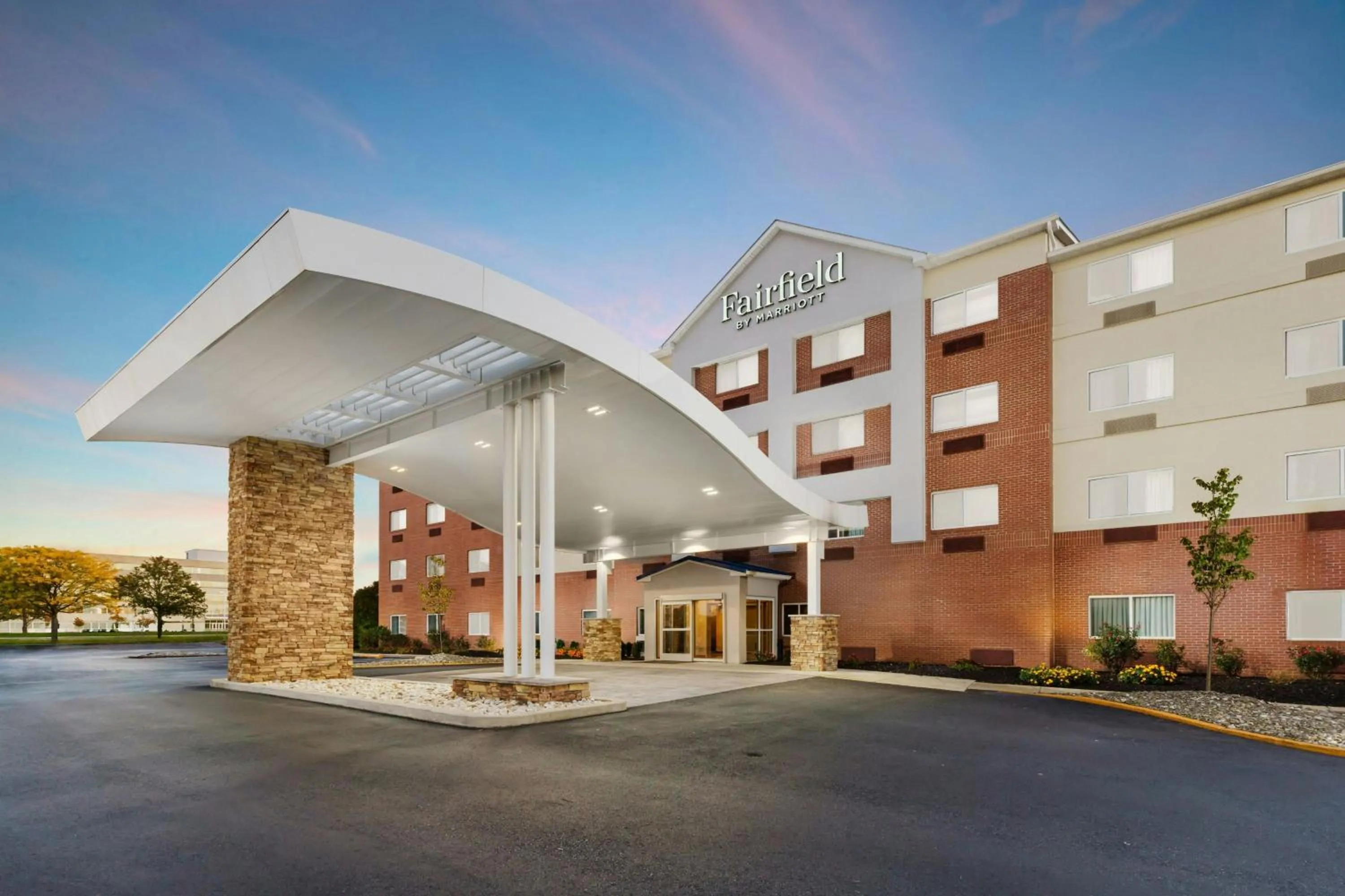 Property building in Fairfield Inn Philadelphia Airport