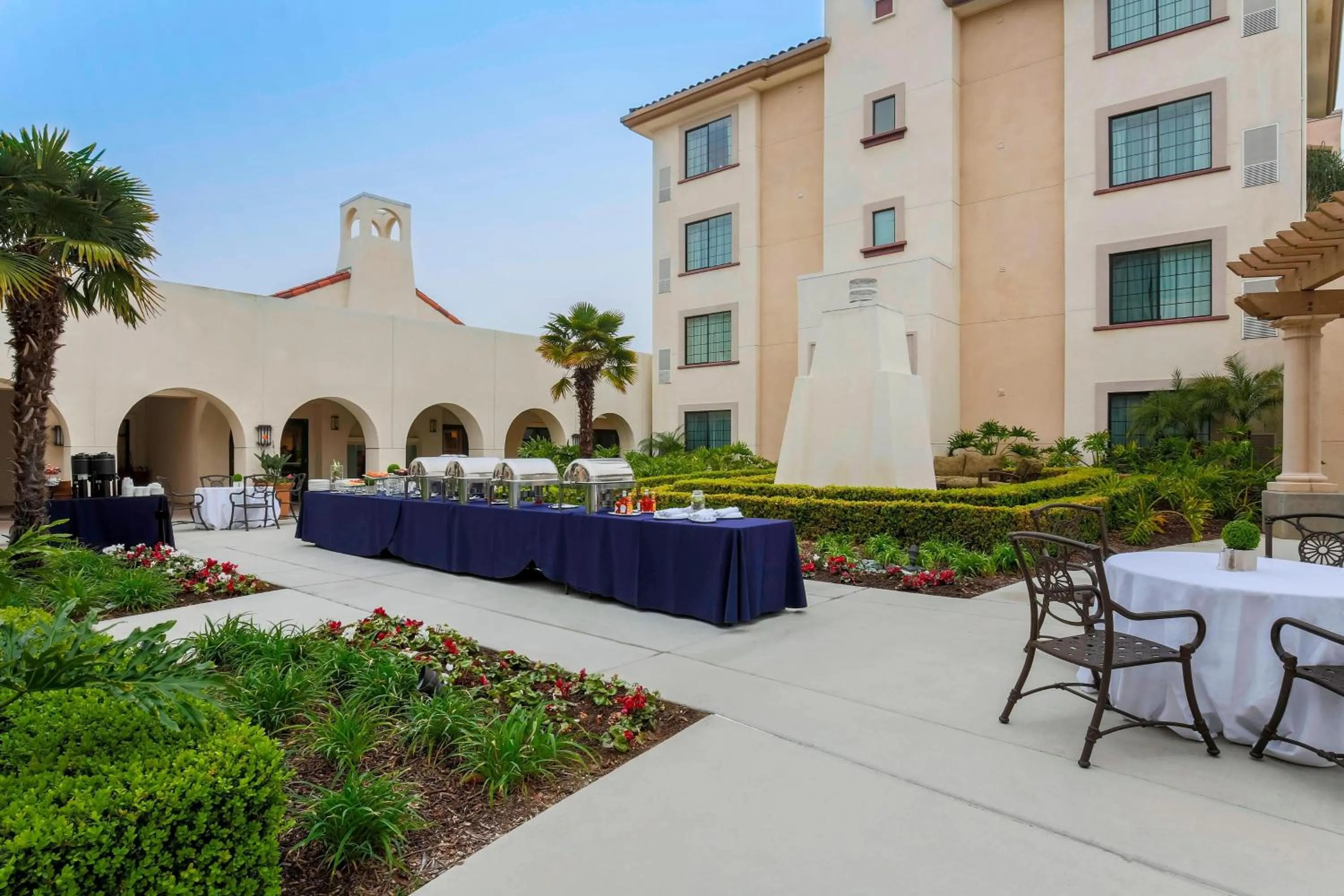 Meeting/conference room in Courtyard San Diego Airport/Liberty Station