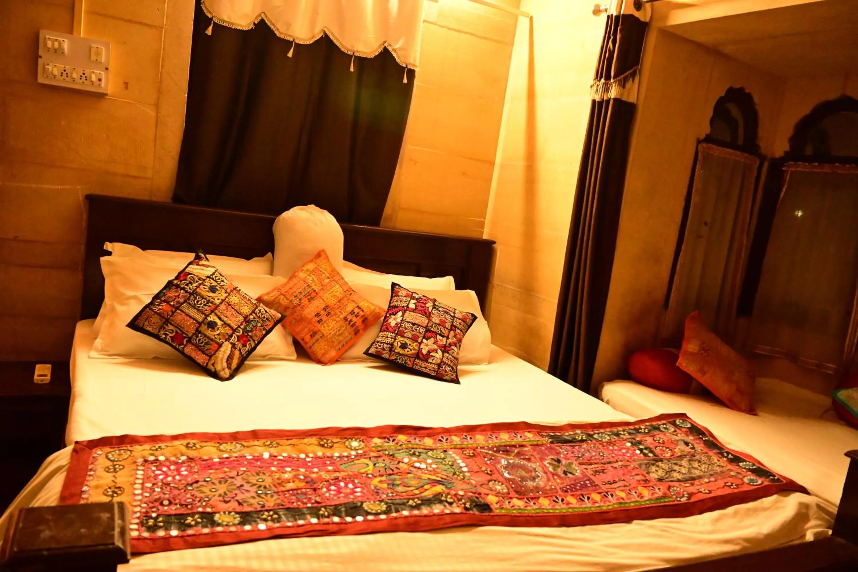 Bed in Hotel Fotiya jaisalmer