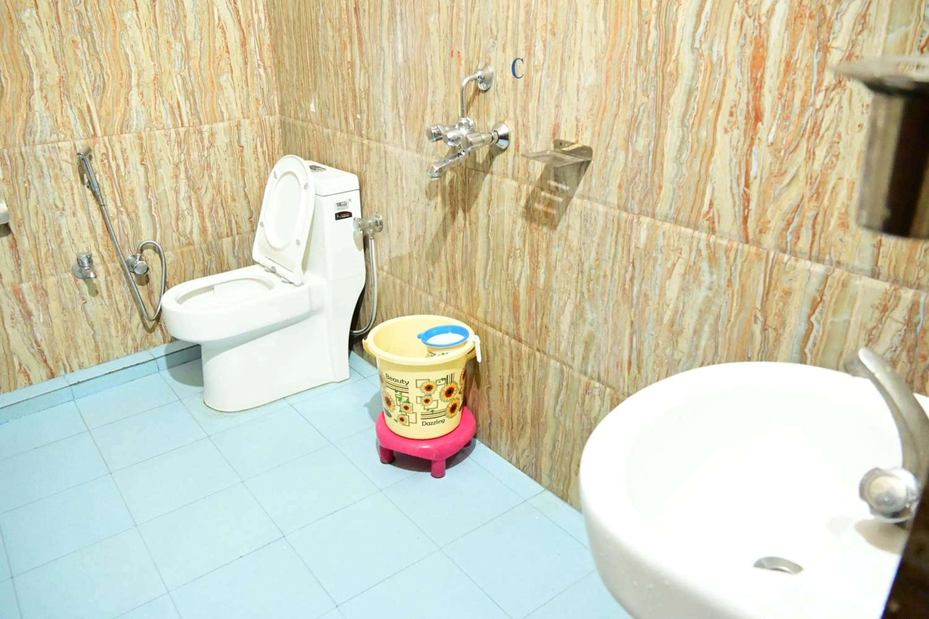 Shower in Hotel Fotiya jaisalmer