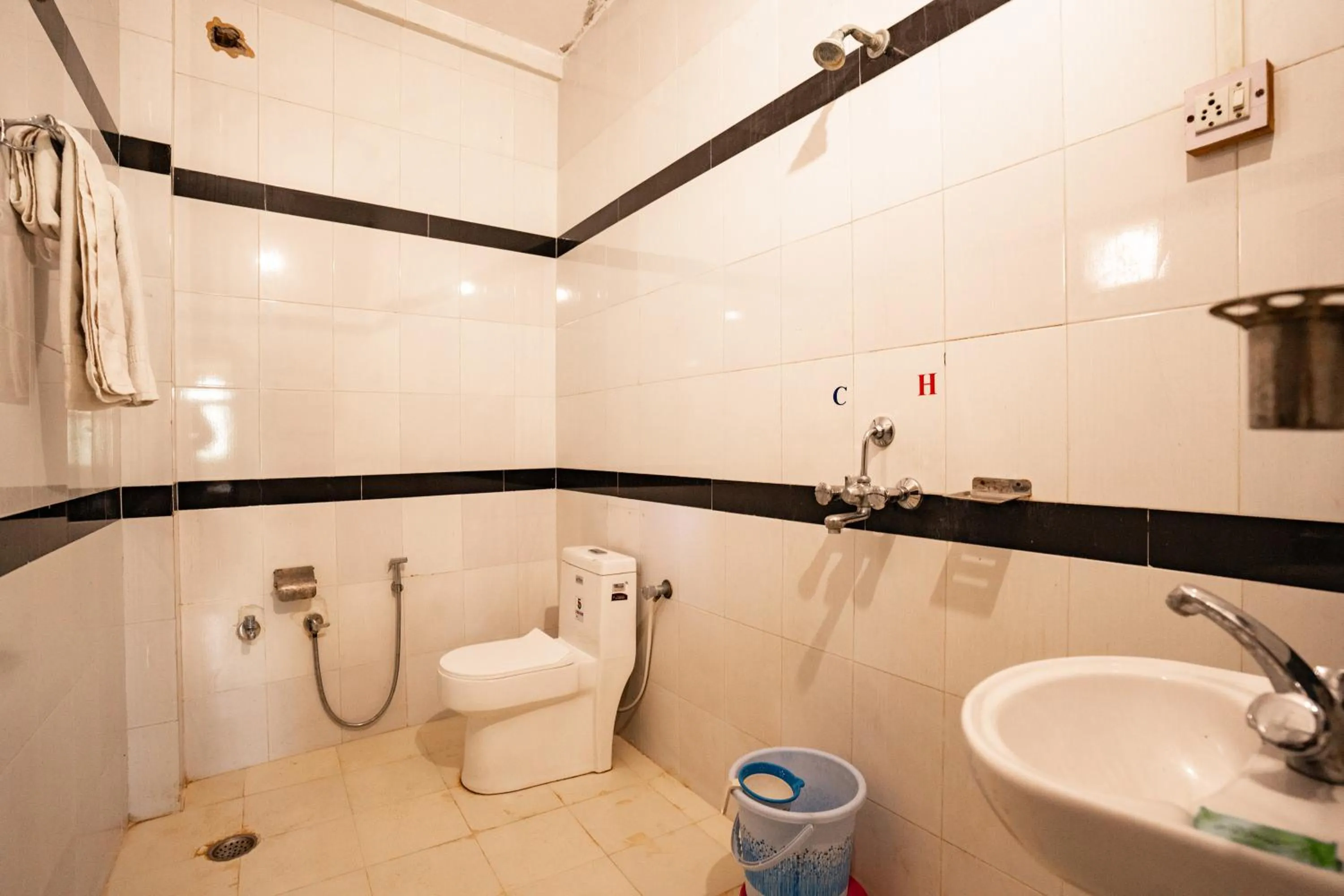 Shower in Hotel Fotiya jaisalmer