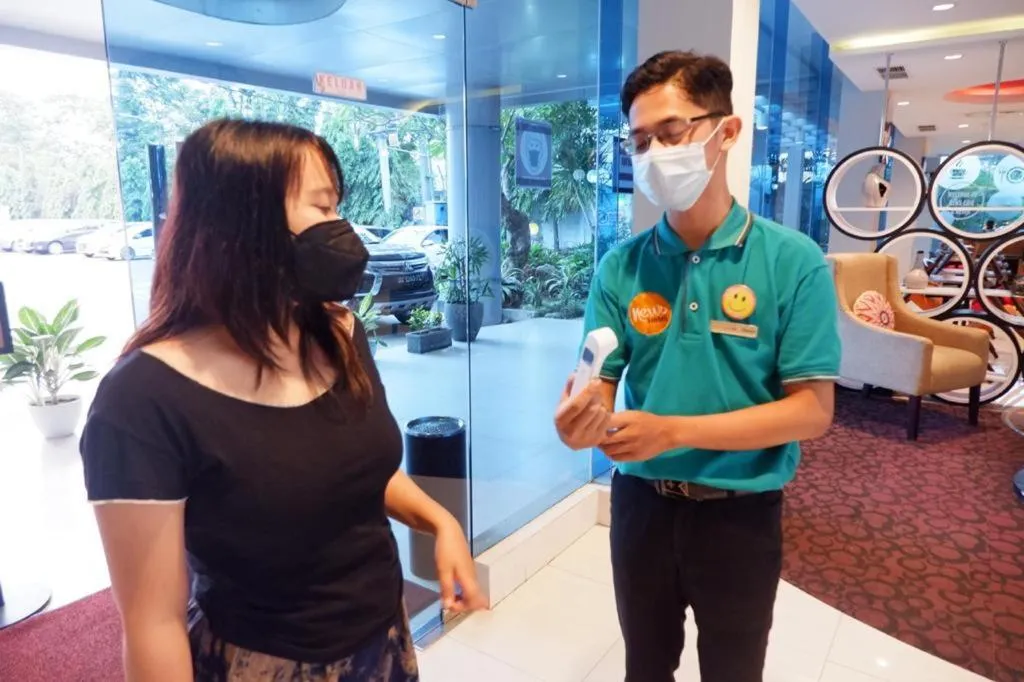 Staff in News Hotel by Graha Pena Jawa Pos