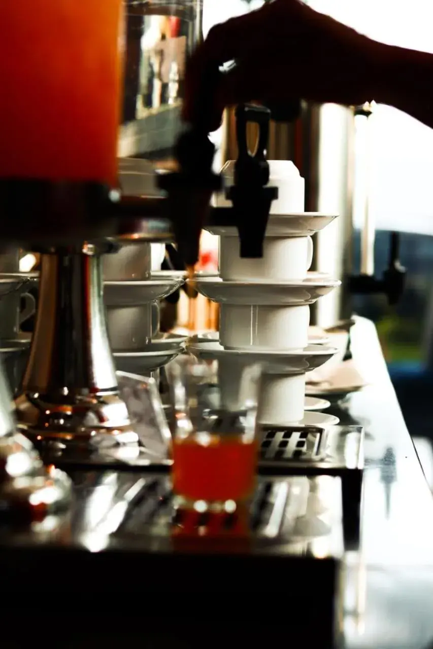 Restaurant/places to eat in News Hotel Waru Sidoarjo Restaurant/places to eat in News Hotel Waru Sidoarjo