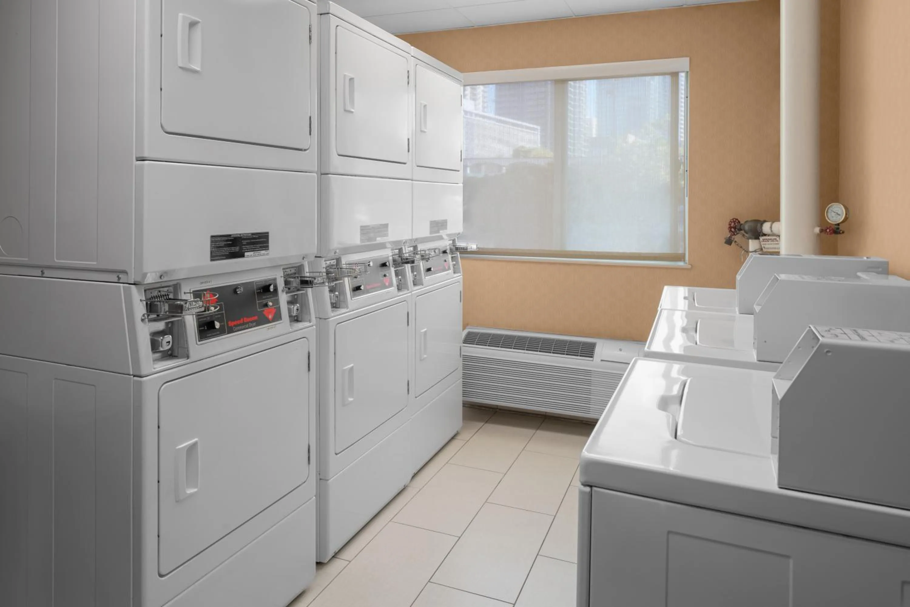 laundry in Residence Inn by Marriott San Diego Downtown