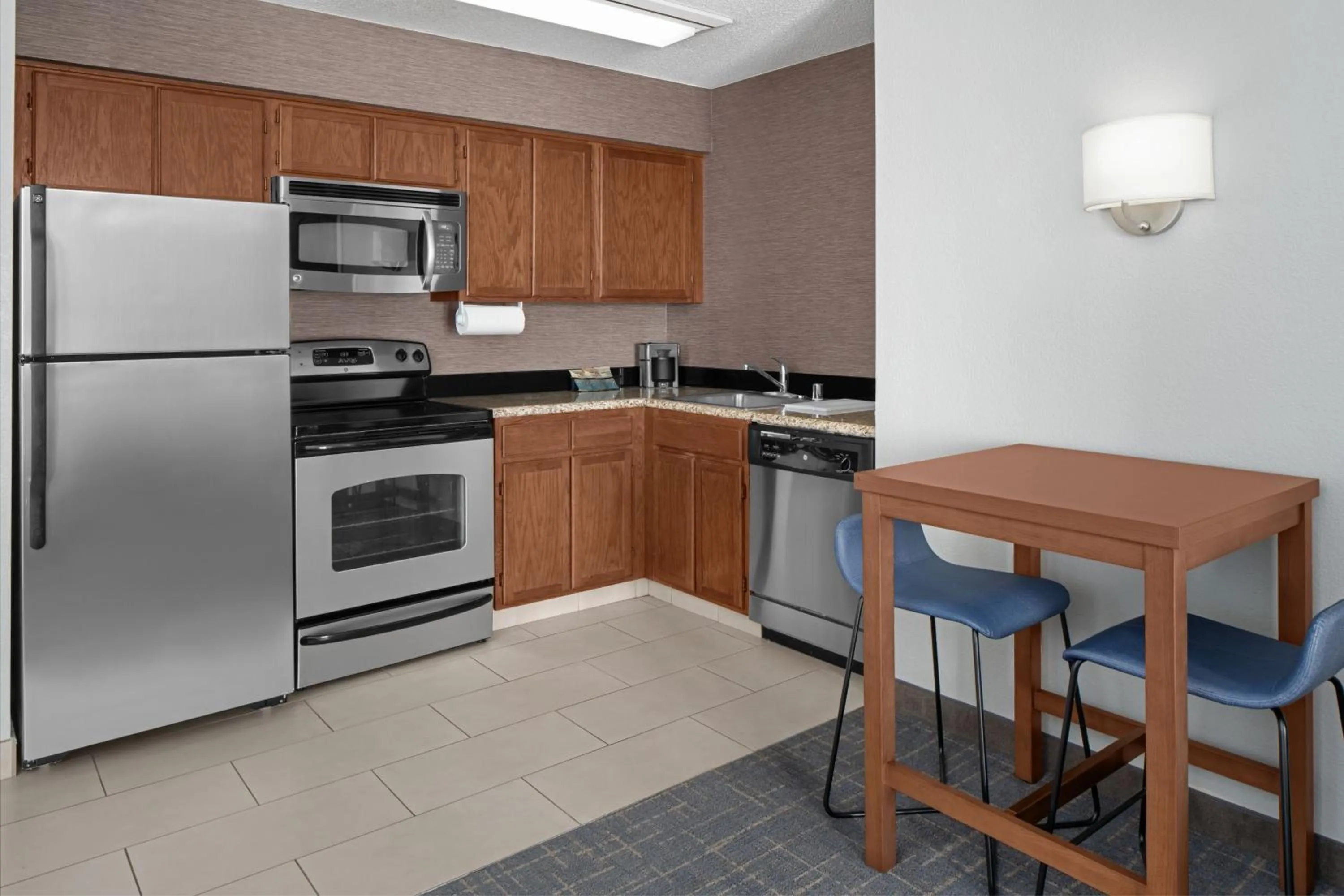 Bedroom in Residence Inn by Marriott San Diego Downtown