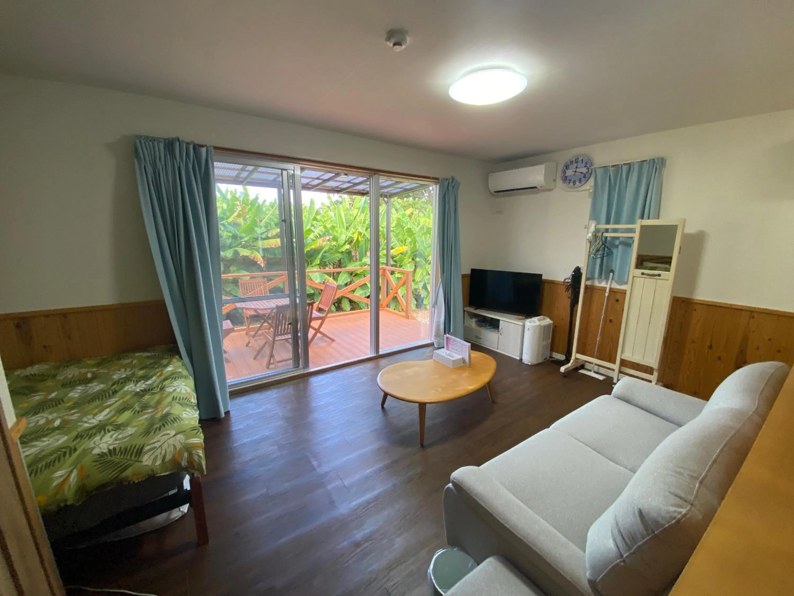 Living room, Bed in Bise House