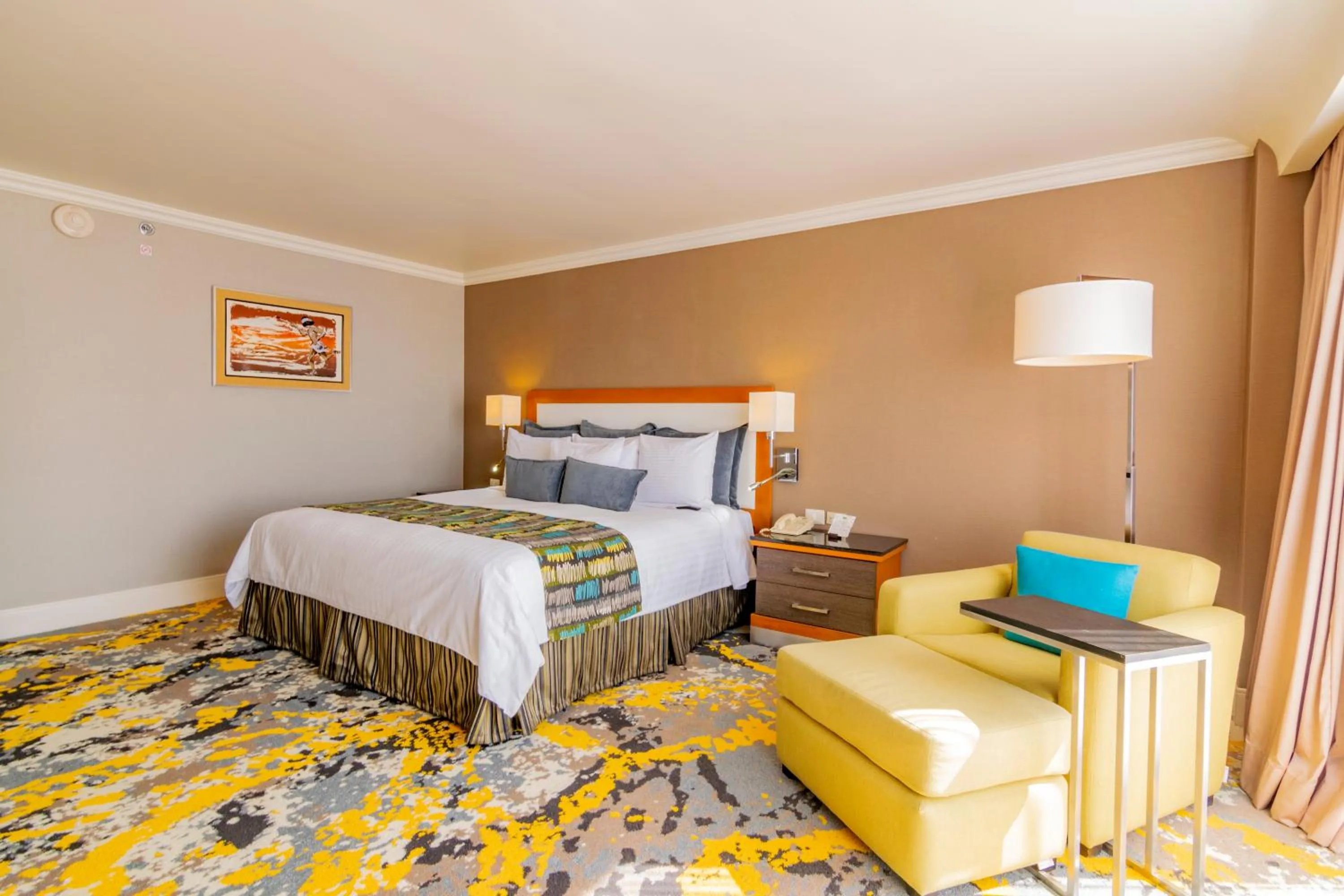 Bed in Hotel Lucerna Ciudad Juarez