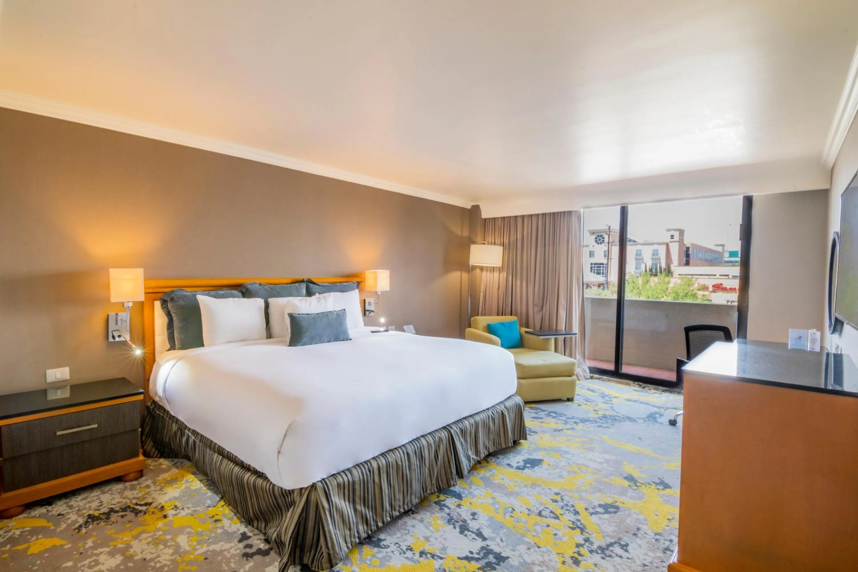 Bed in Hotel Lucerna Ciudad Juarez