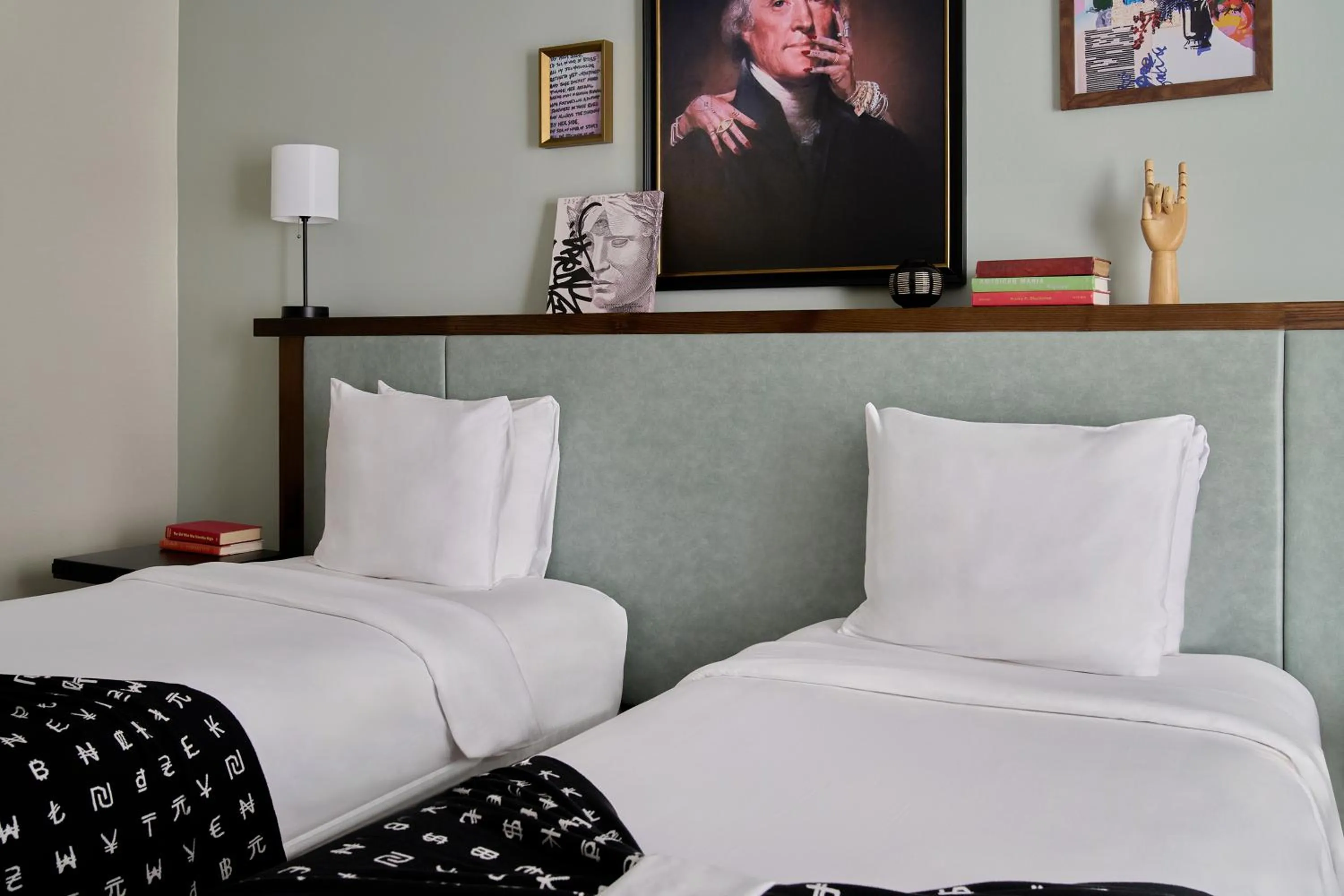 Bed in Generator Hotel Washington DC