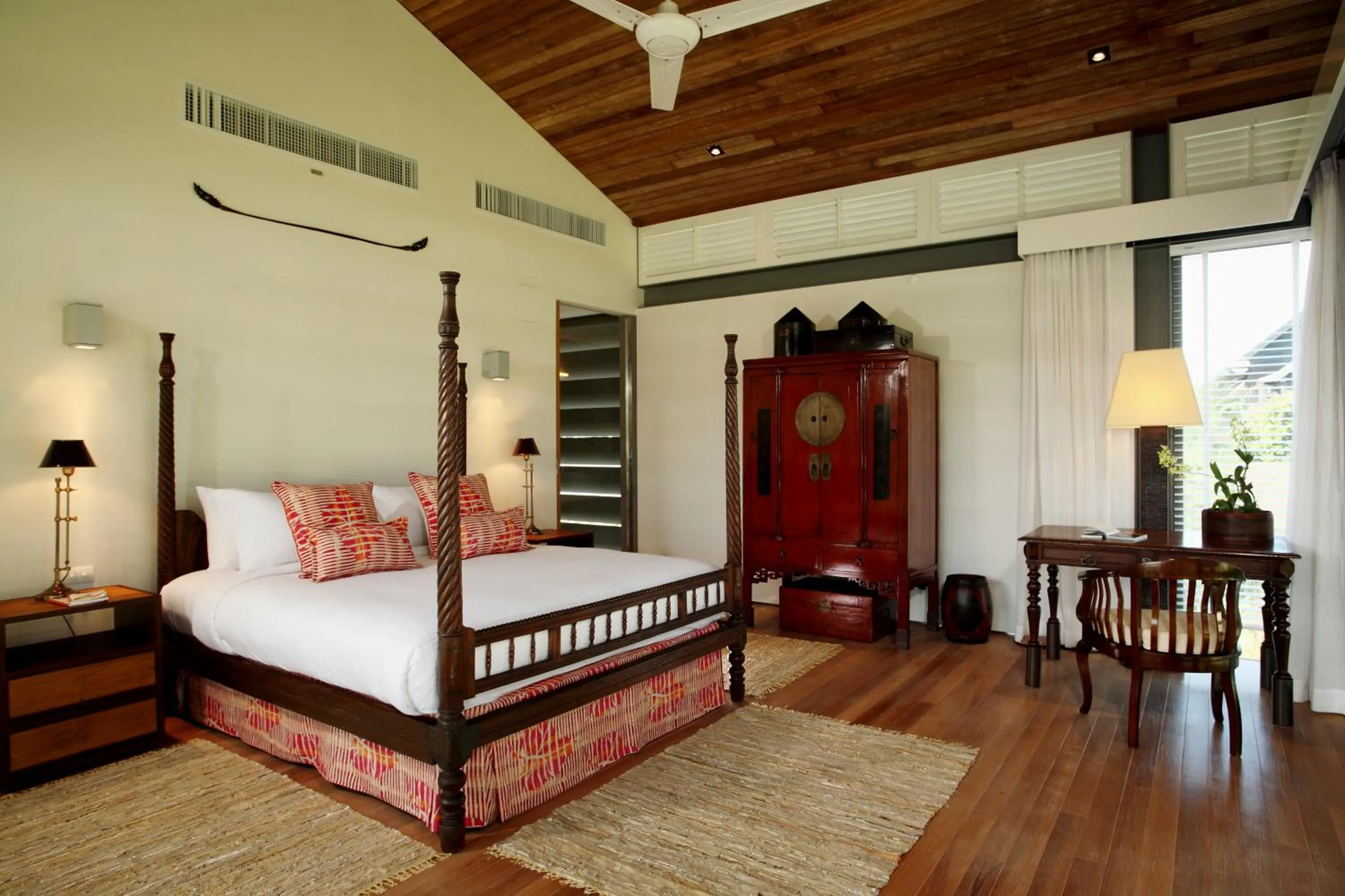 Bed in Sava Beach Villas