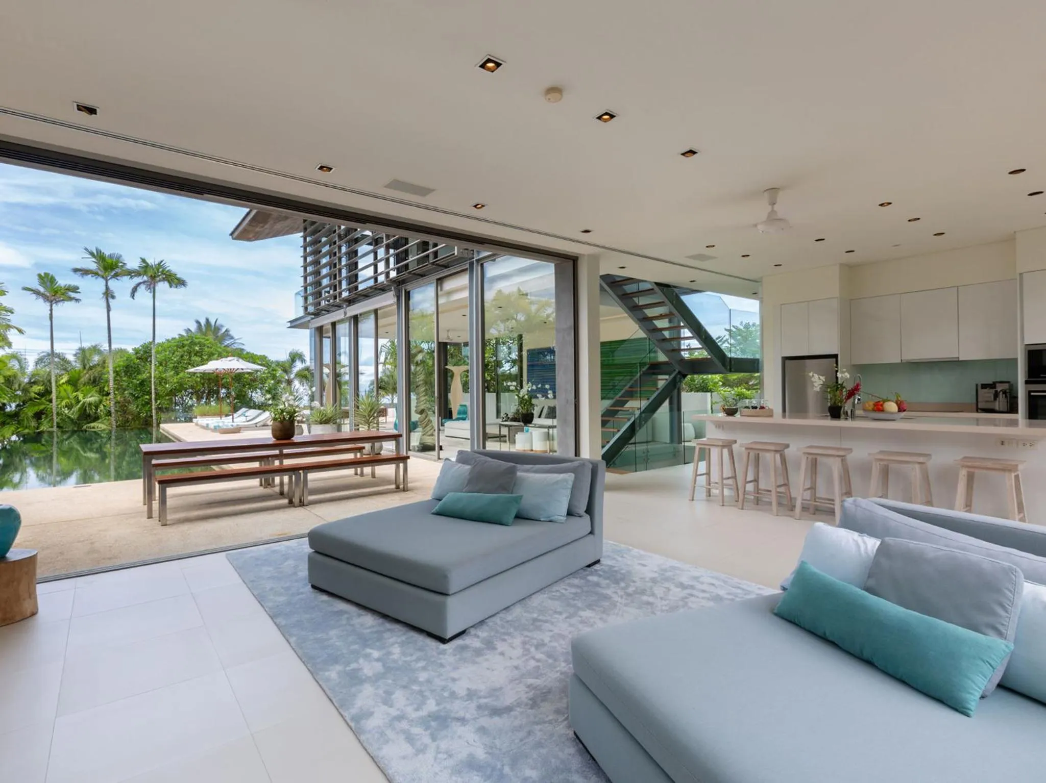 Day in Sava Beach Villas