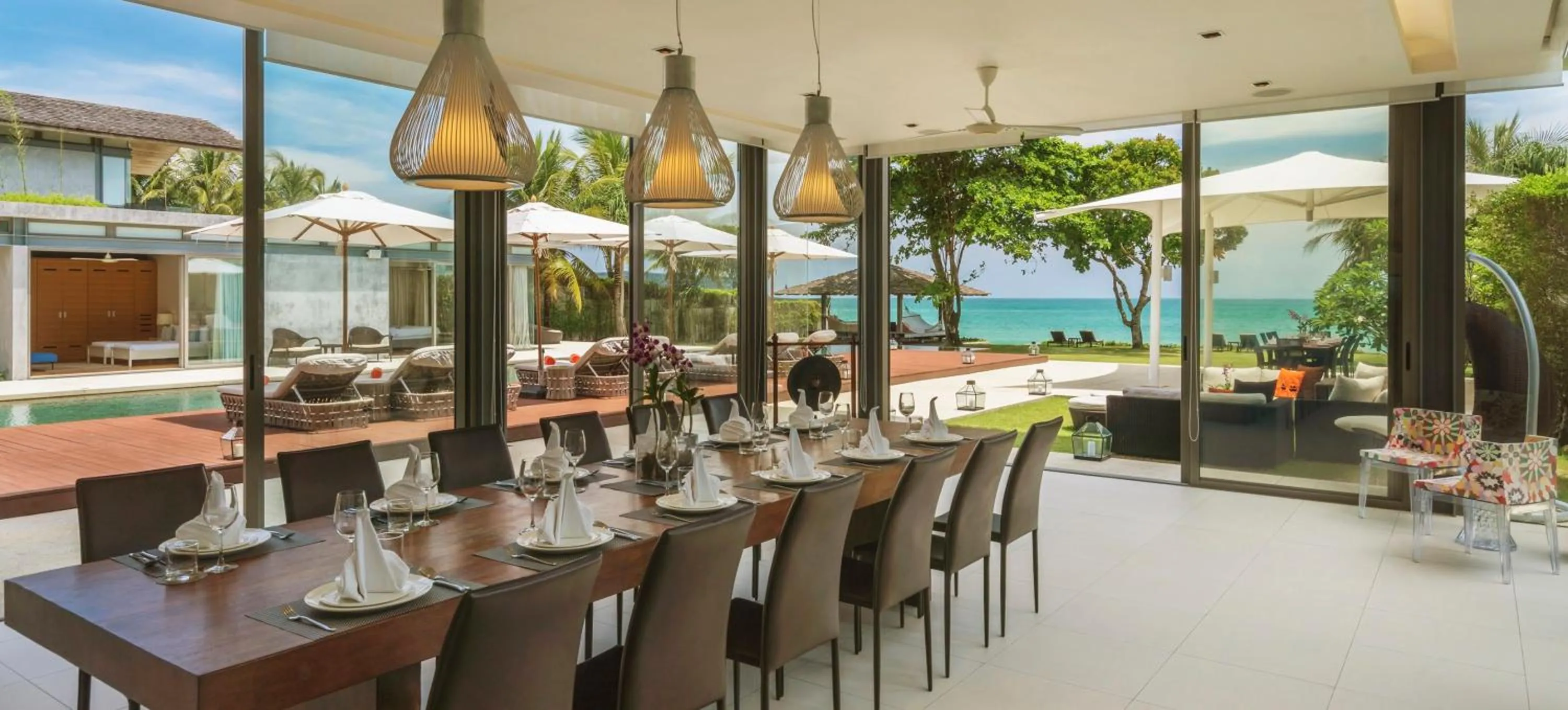 Dining area in Sava Beach Villas