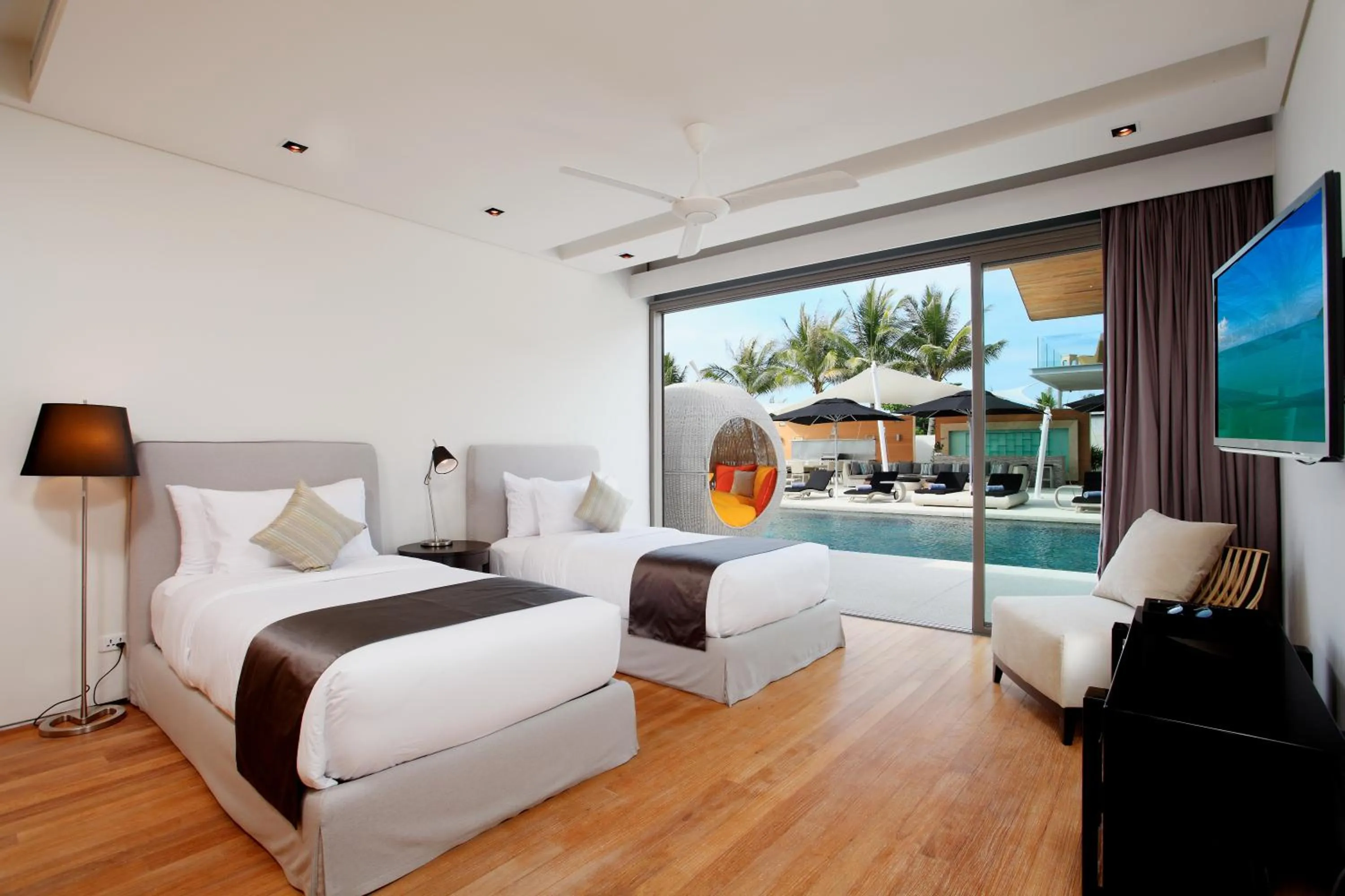 Bed in Sava Beach Villas