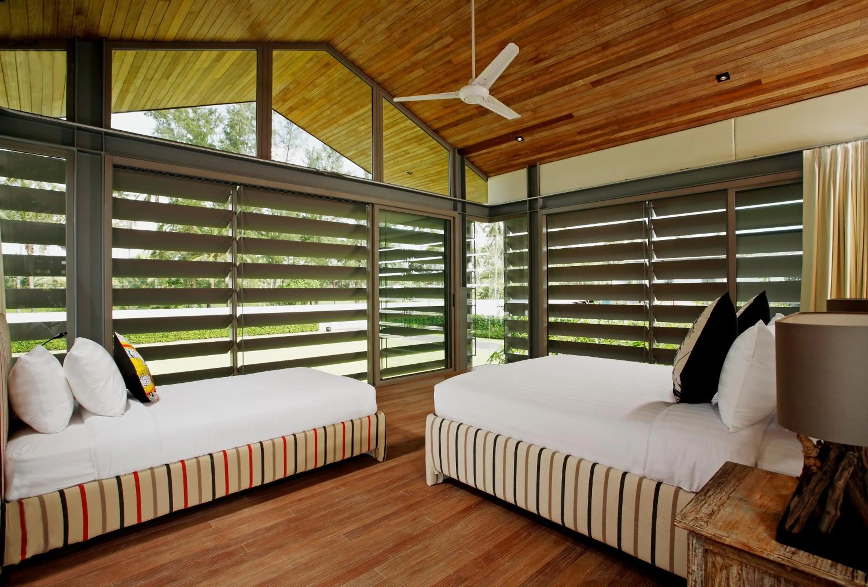 Bed in Sava Beach Villas
