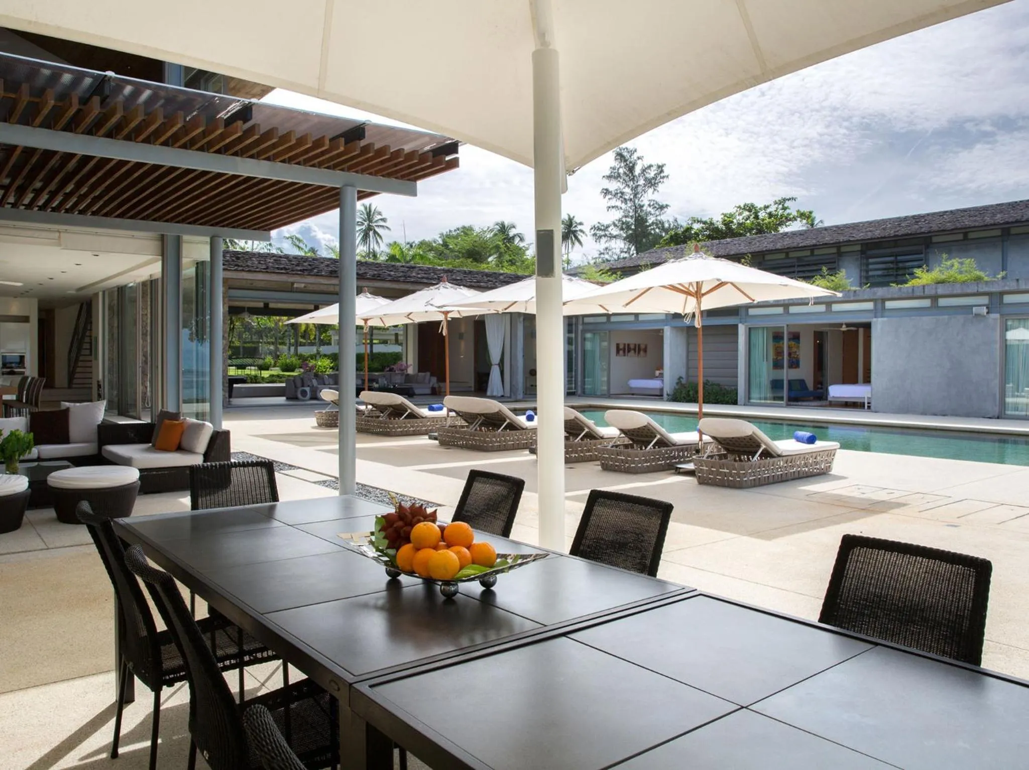 Swimming pool in Sava Beach Villas