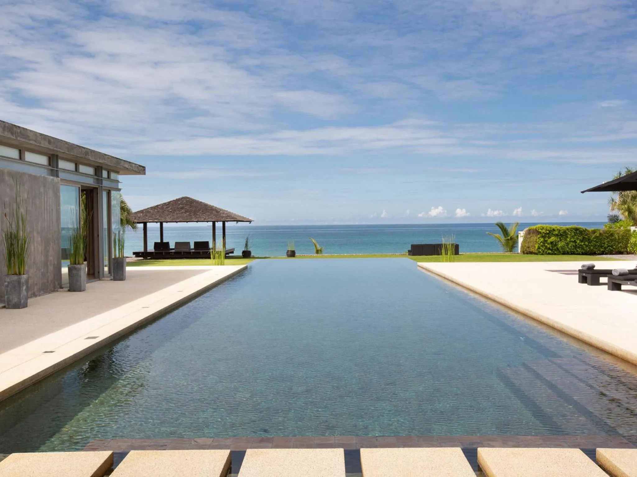 Day in Sava Beach Villas