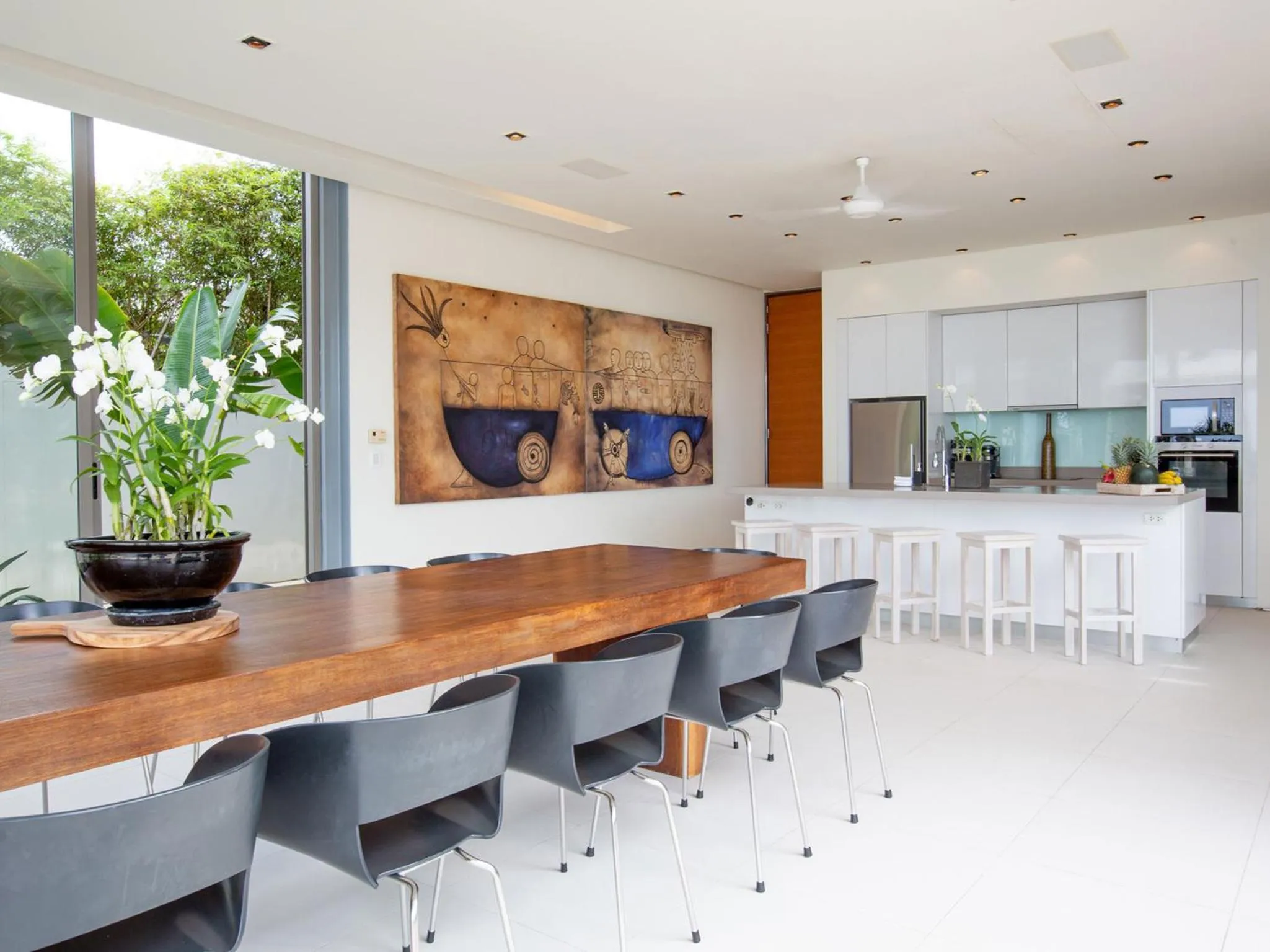 Kitchen or kitchenette in Sava Beach Villas