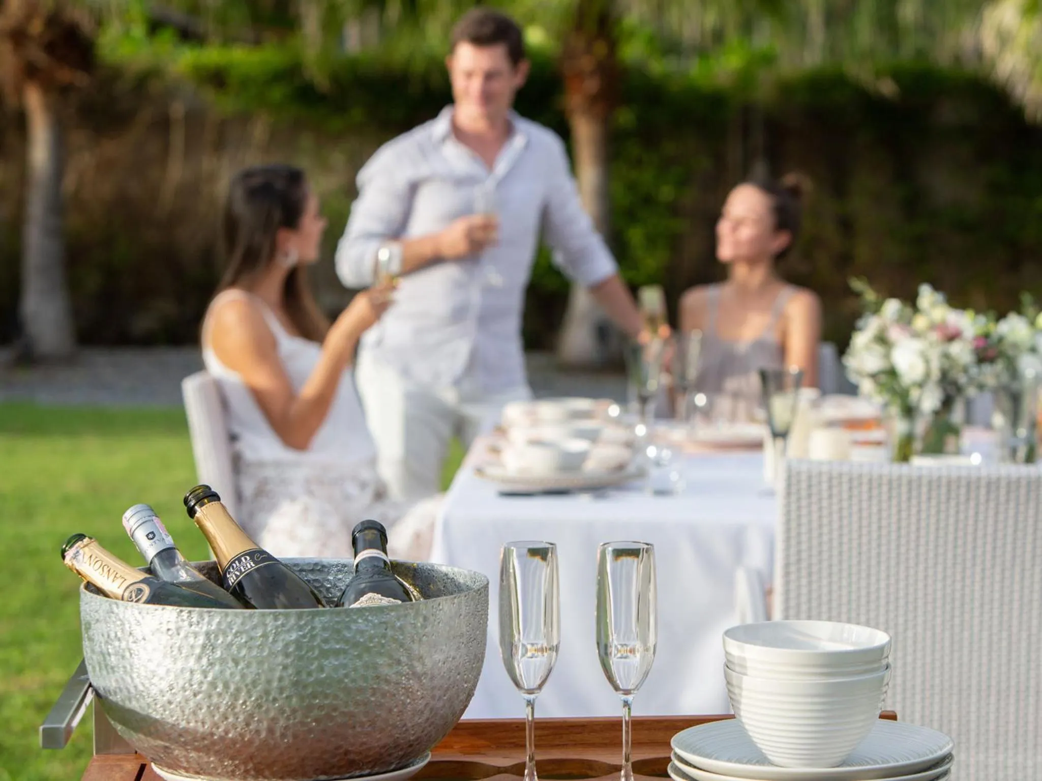 Food and drinks in Sava Beach Villas