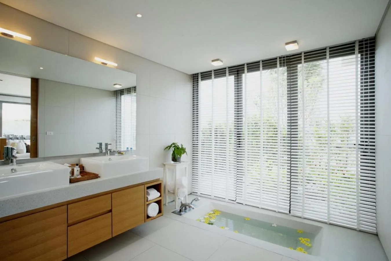 Bathroom in Sava Beach Villas