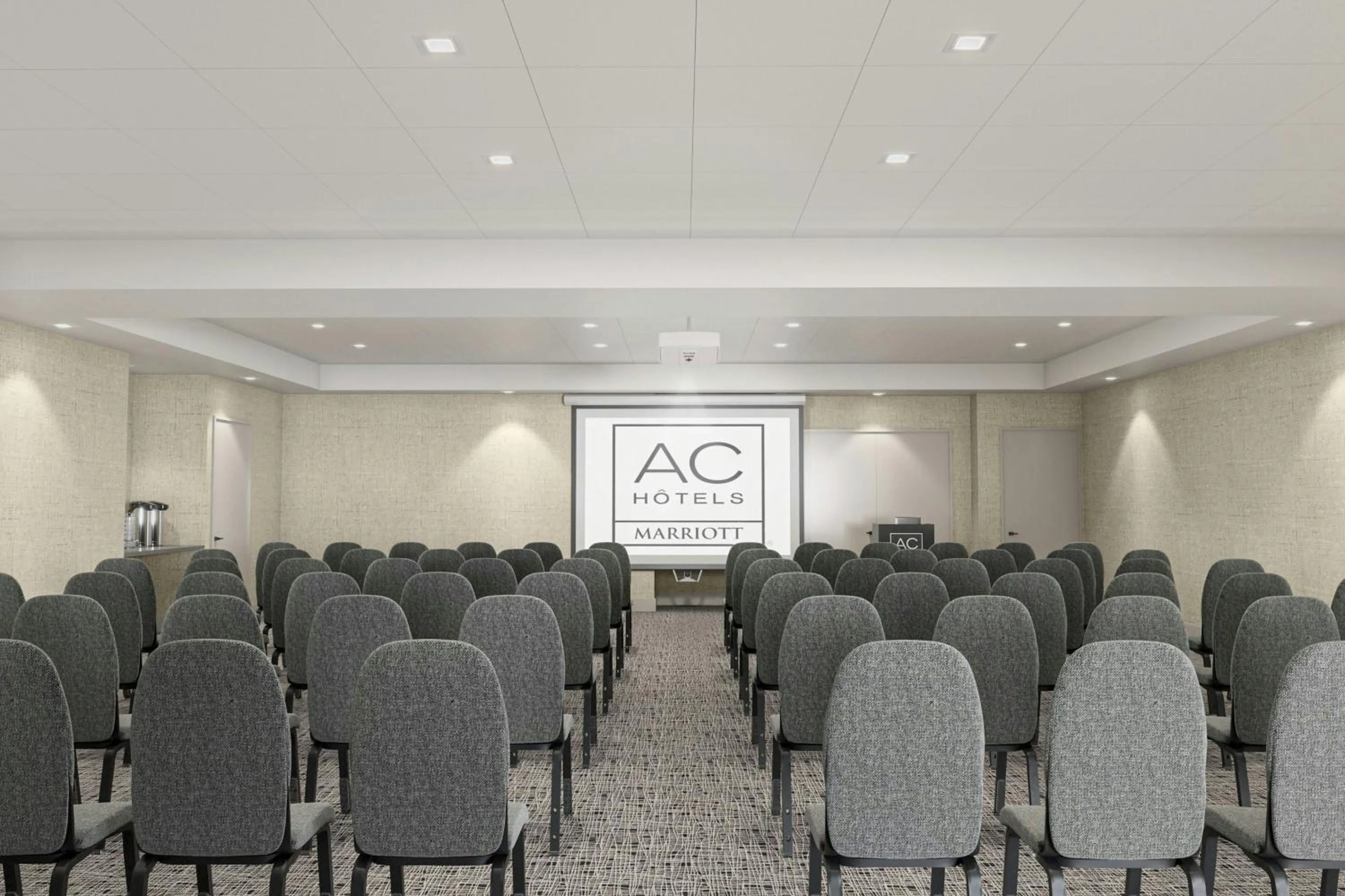 Meeting/conference room in SpringHill Suites by Marriott Old Montreal