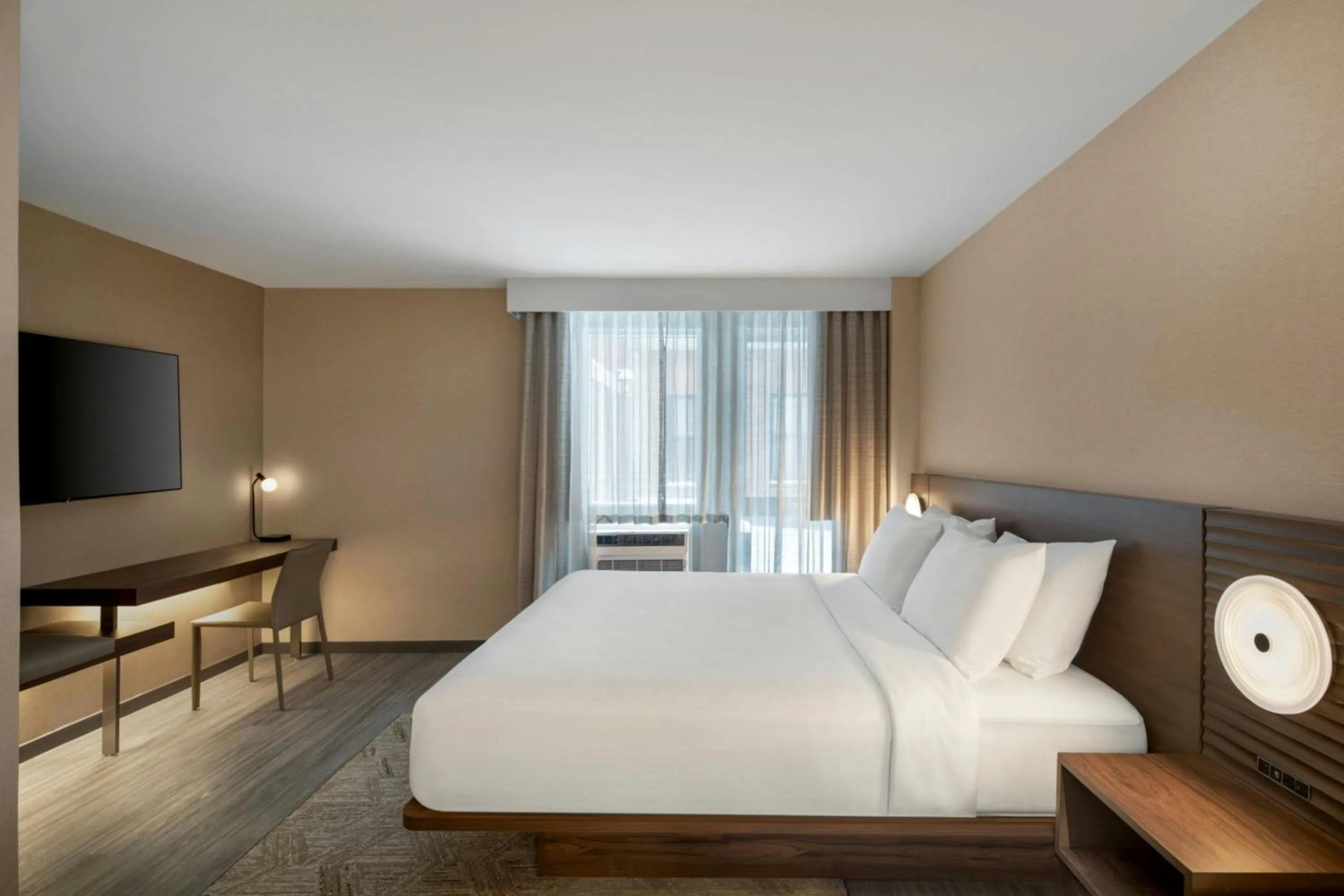 Photo of the whole room, Bed in SpringHill Suites by Marriott Old Montreal