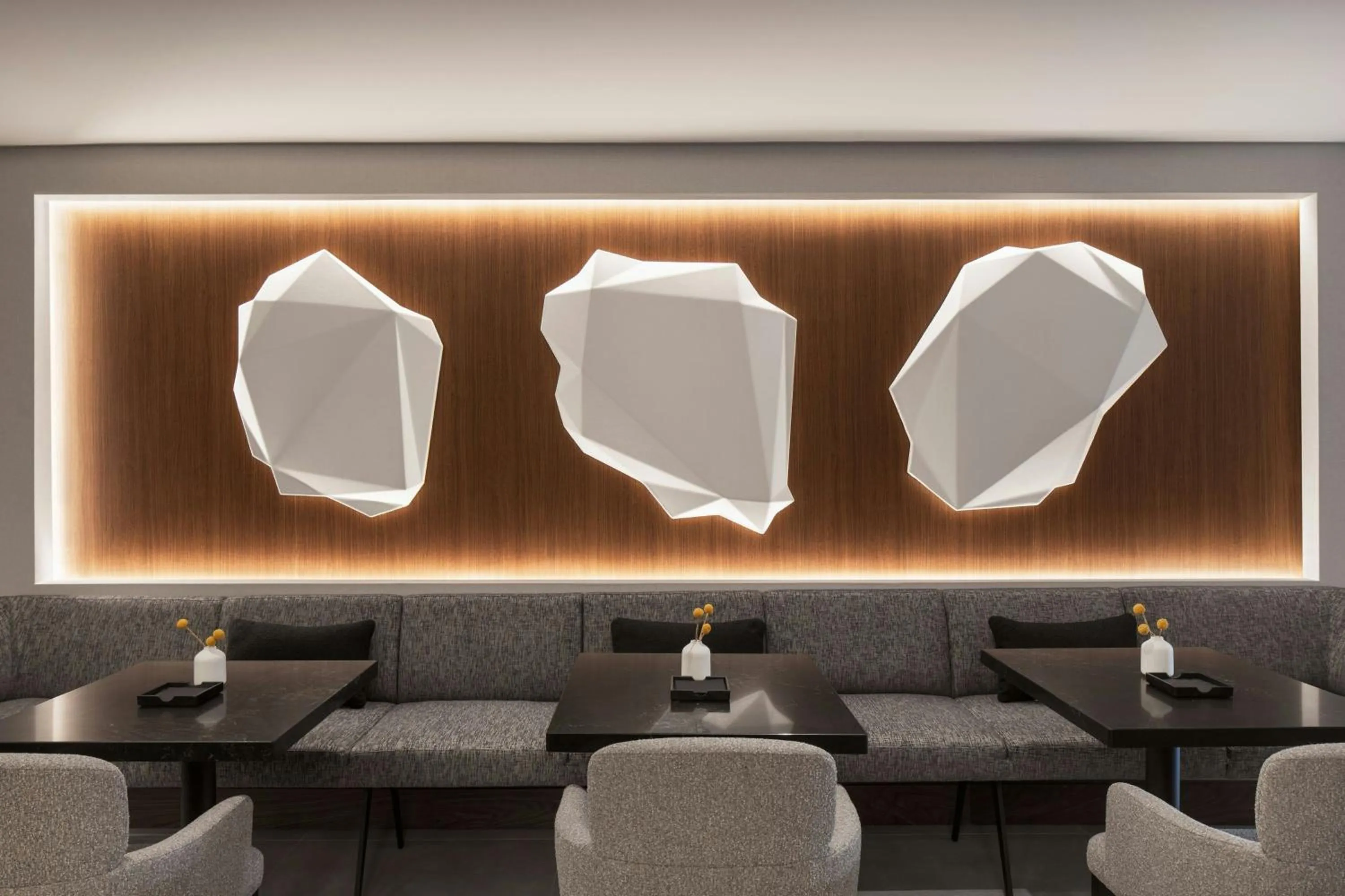 Restaurant/places to eat in AC Hotel by Marriott Old Montreal