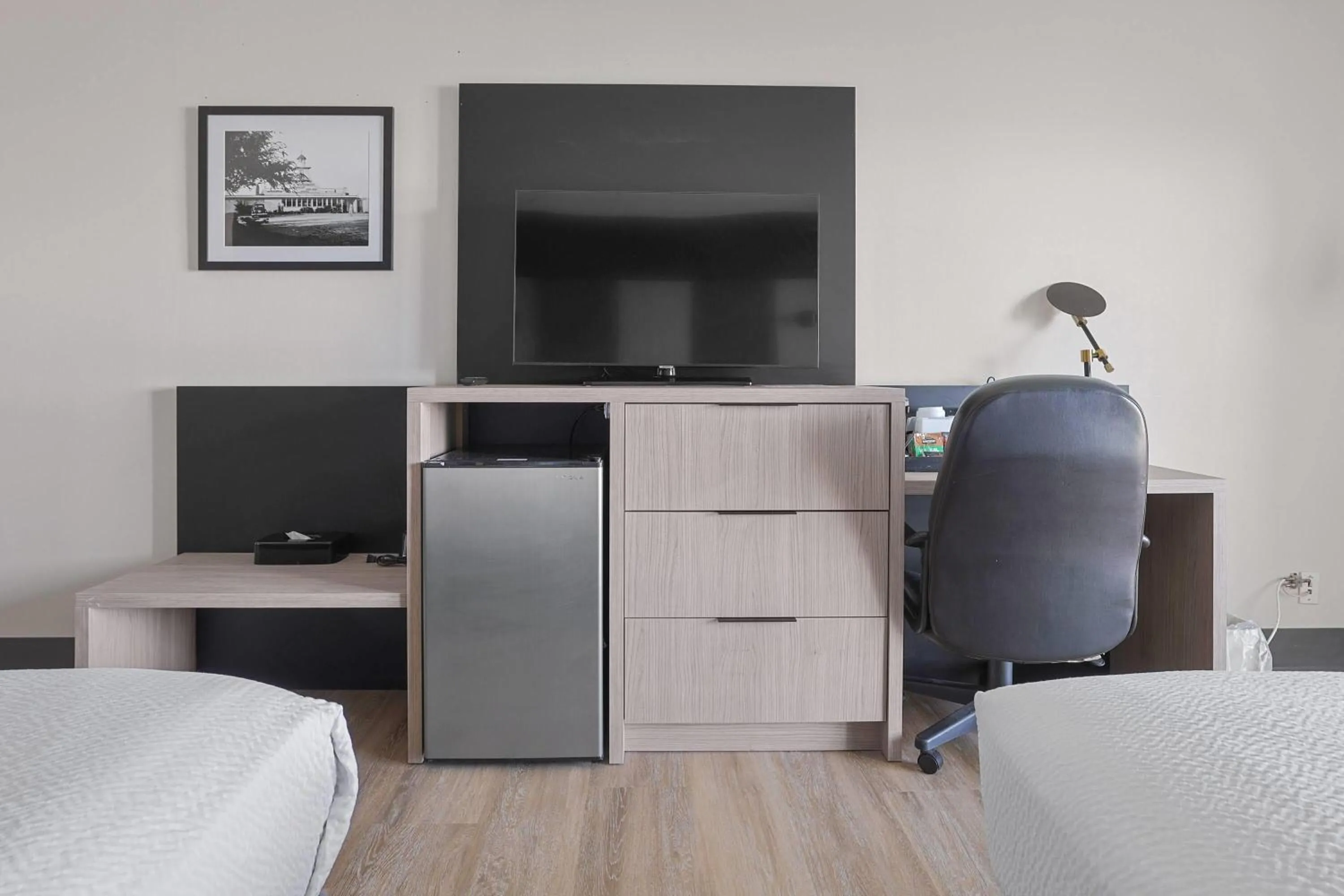 Photo of the whole room, Bed in The Jordan Hotel Ramada by Wyndham