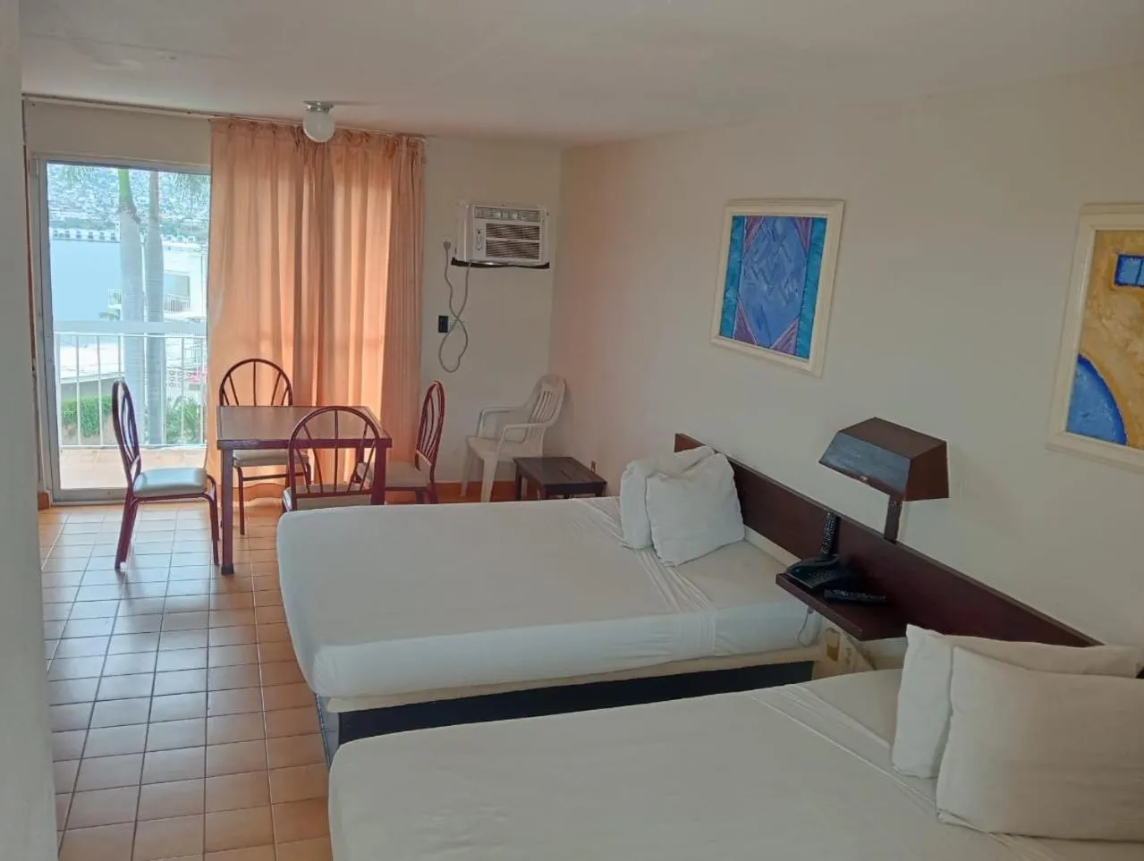 Property building, Bed in Alba Suites Acapulco