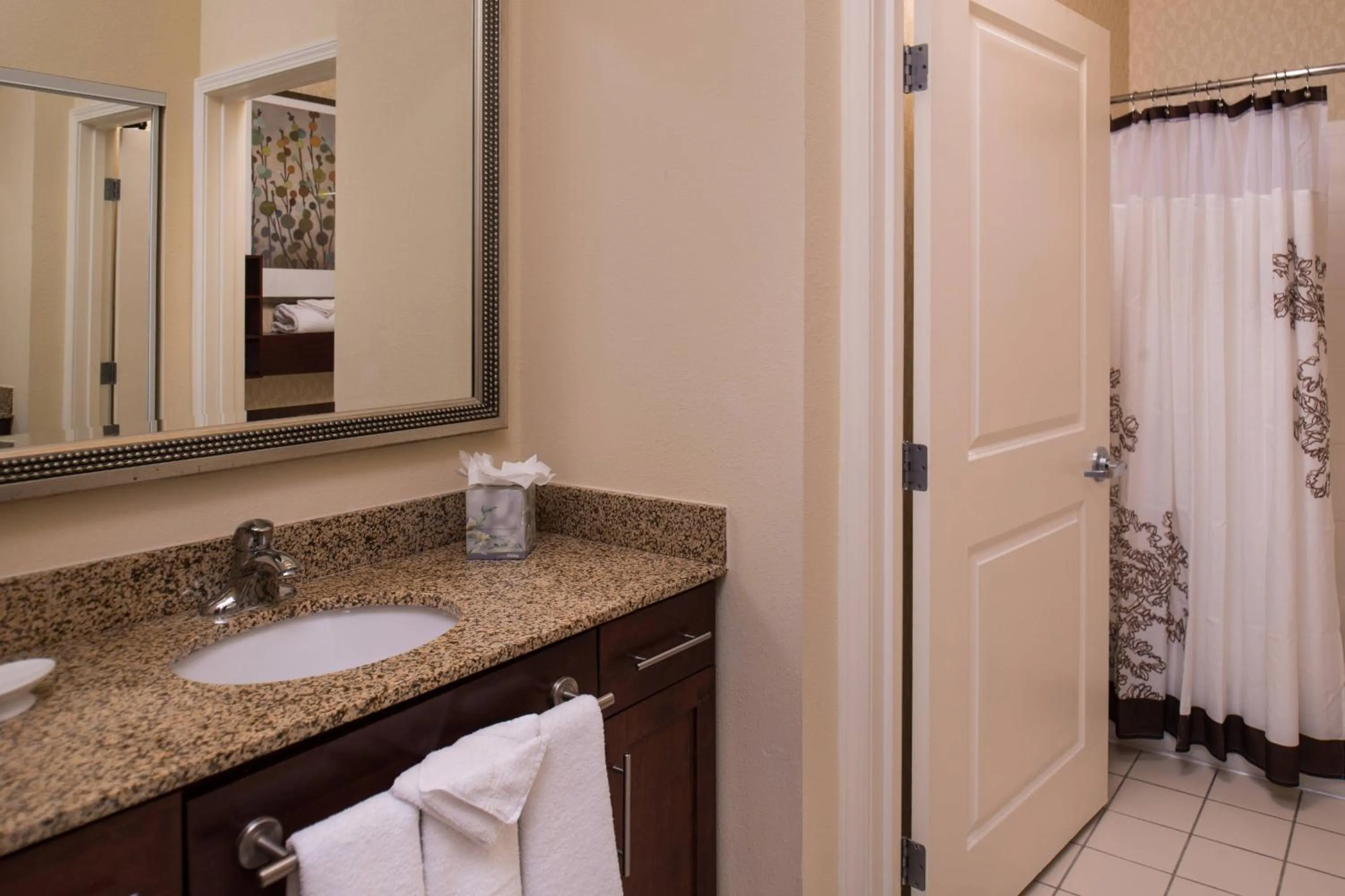 Bathroom in Residence Inn by Marriott Albuquerque Airport