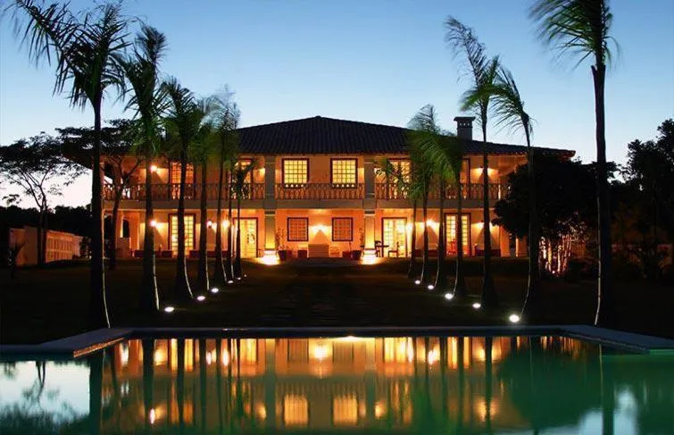 Property building in Casa Grande São Vicente