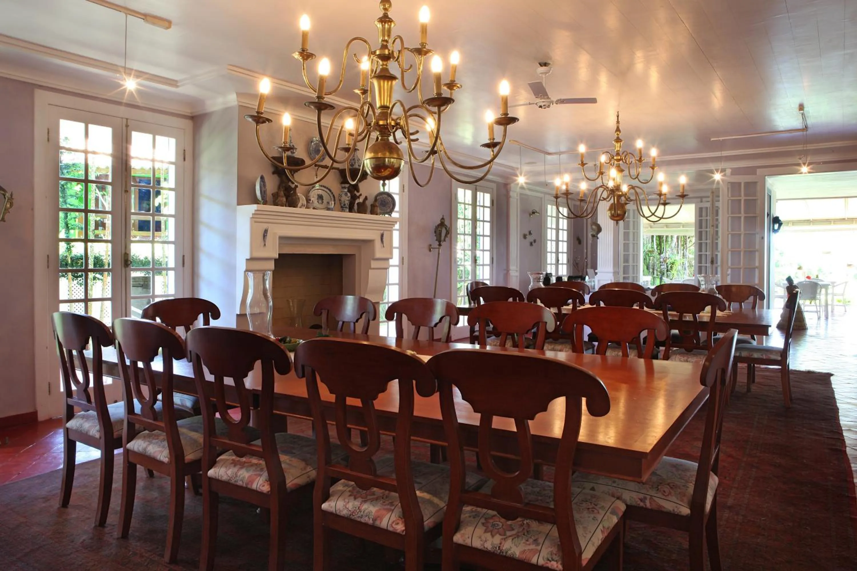 Restaurant/places to eat in Casa Grande São Vicente