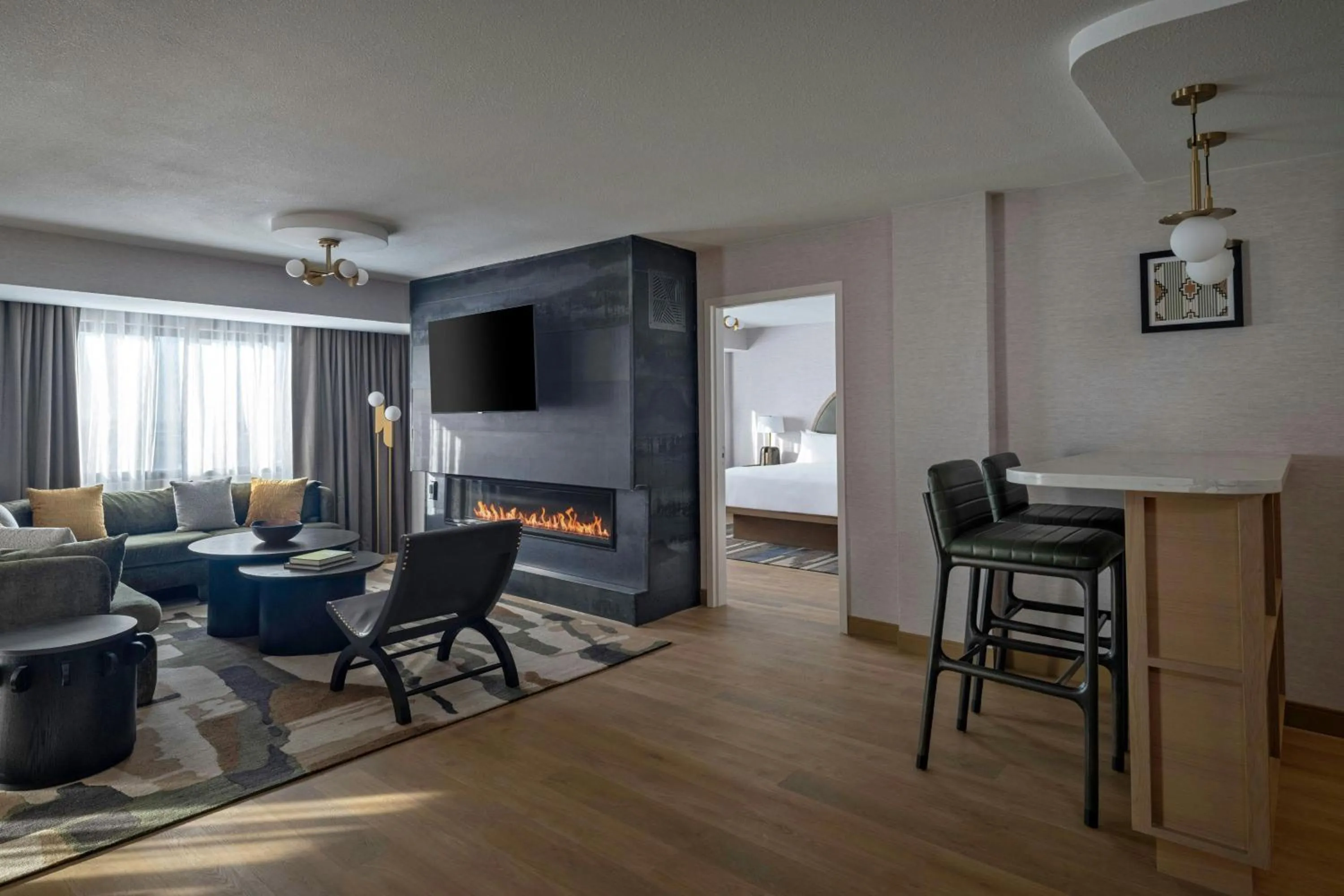 Photo of the whole room in Albuquerque Marriott Pyramid North