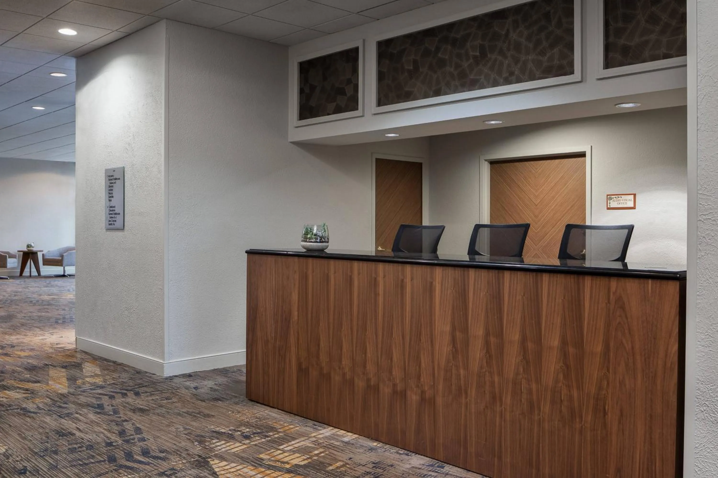 Lobby or reception in Marriott Albuquerque