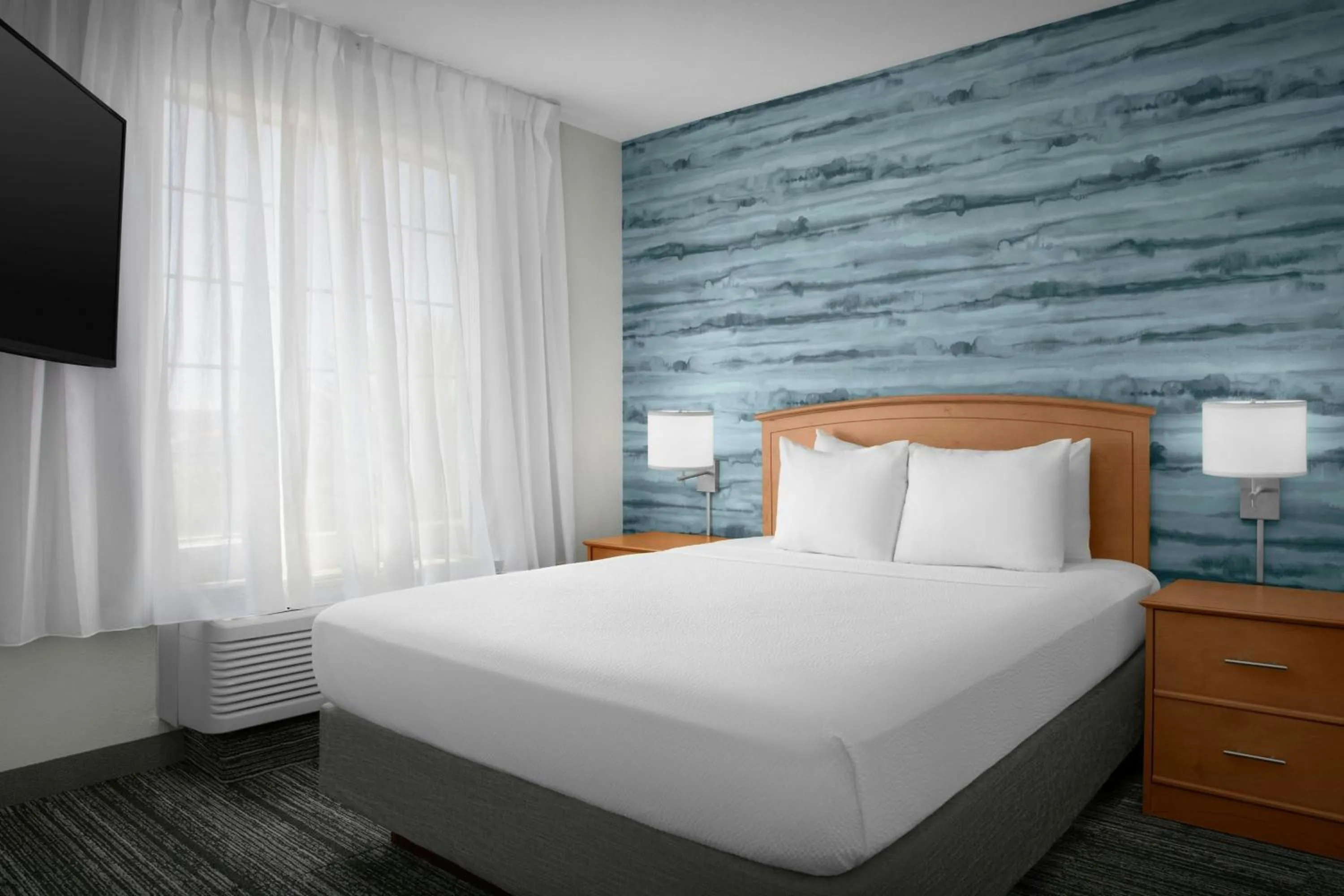 Bedroom, Bed in TownePlace Suites by Marriott Albuquerque Airport