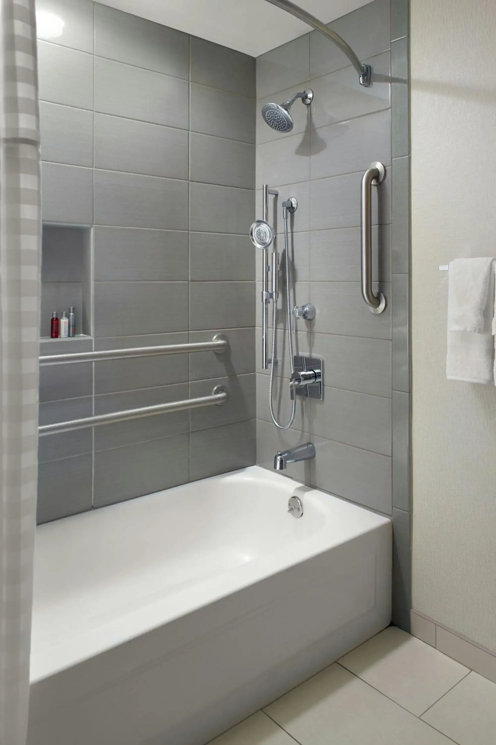 King or Double Room with City View in Augusta Marriott at the Convention Center King or Double Room with City View in Augusta Marriott at the Convention Center