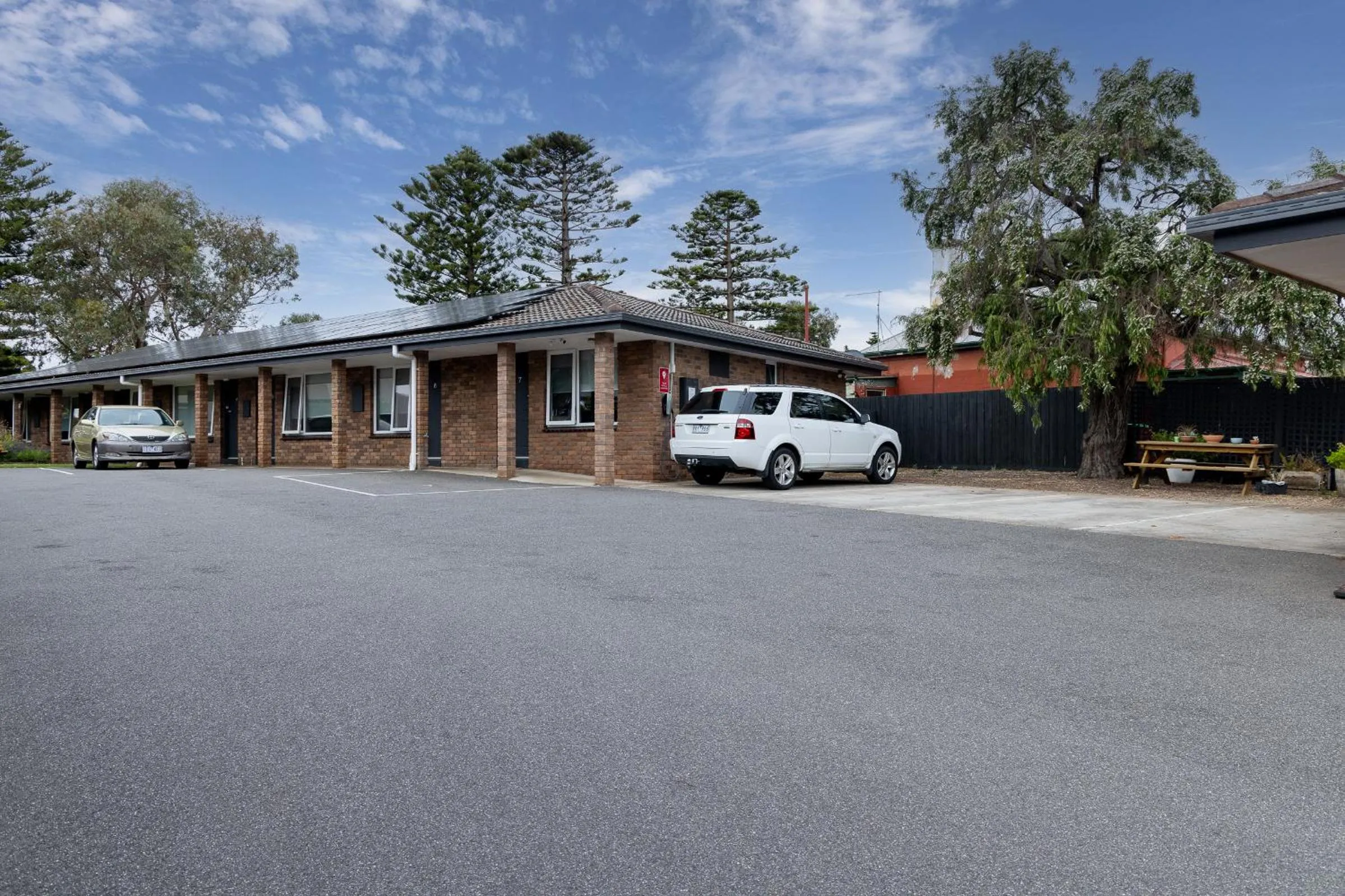 Parking in Botanic City Apartments