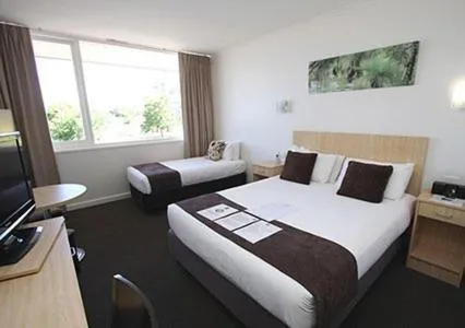 Bedroom, Bed in The Capital Horsham