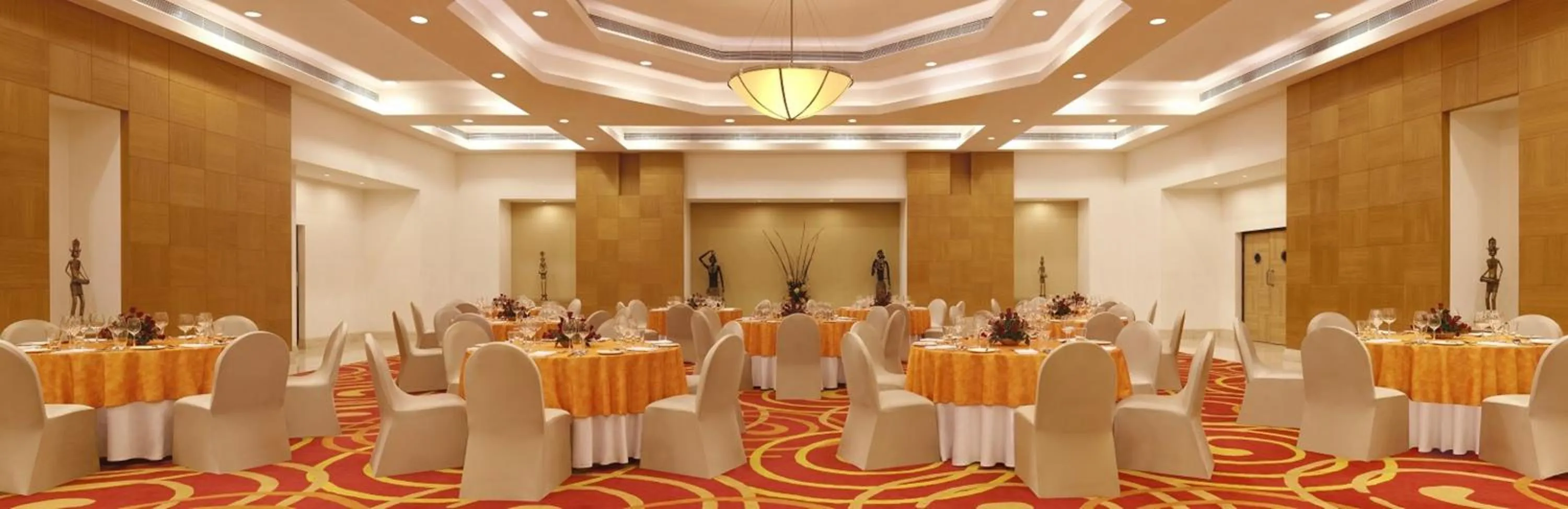 Banquet/Function facilities in Lemon Tree Premier Hitec City Hyderabad