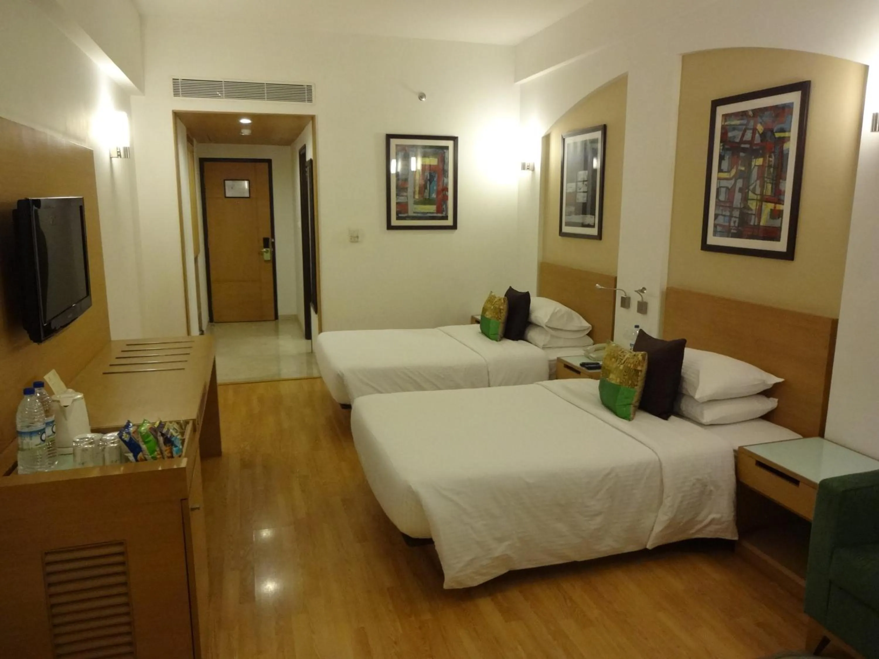 Photo of the whole room, Bed in Lemon Tree Premier Hitec City Hyderabad