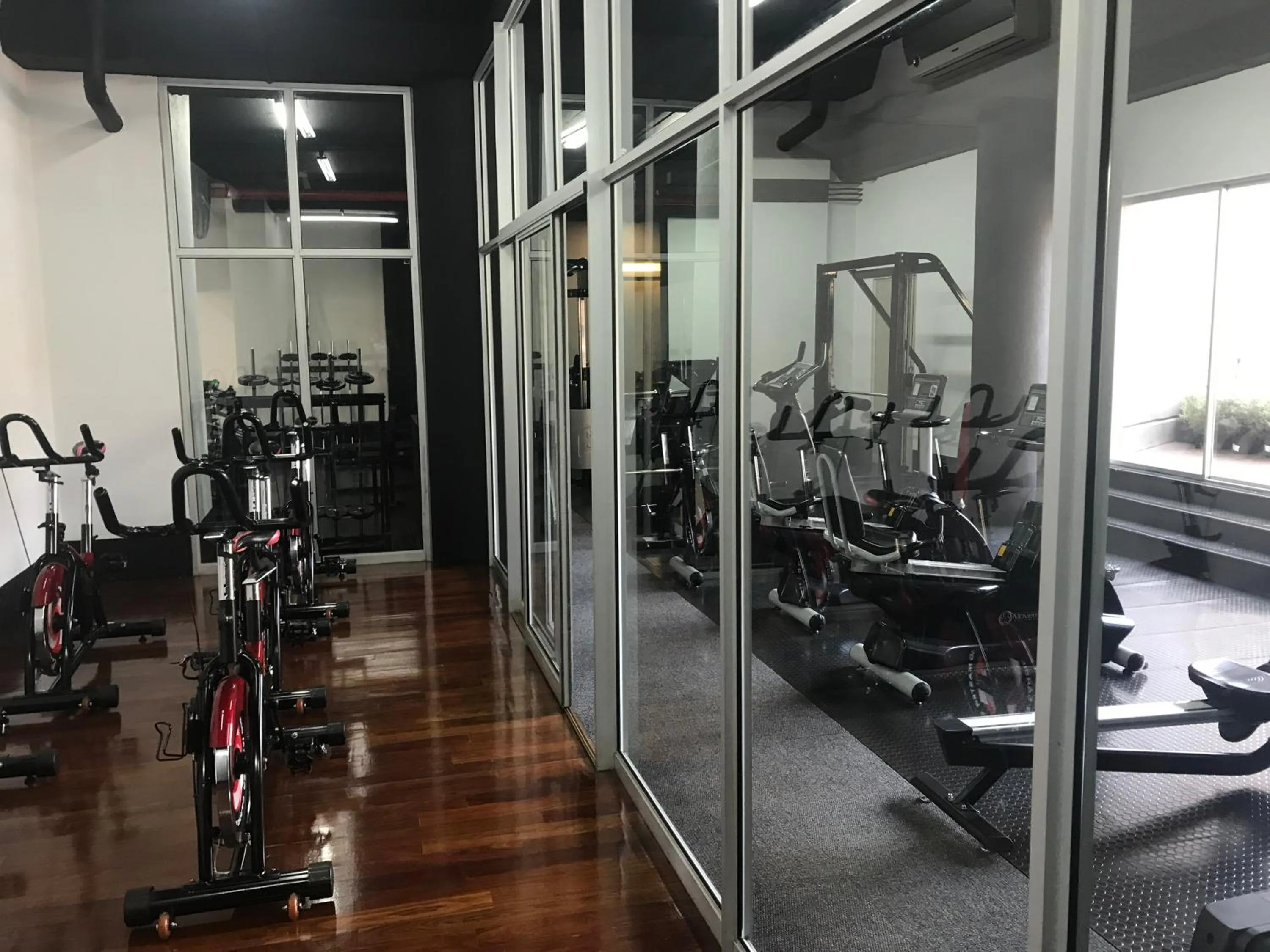 Fitness centre/facilities in The Franklin Luxury Apartments
