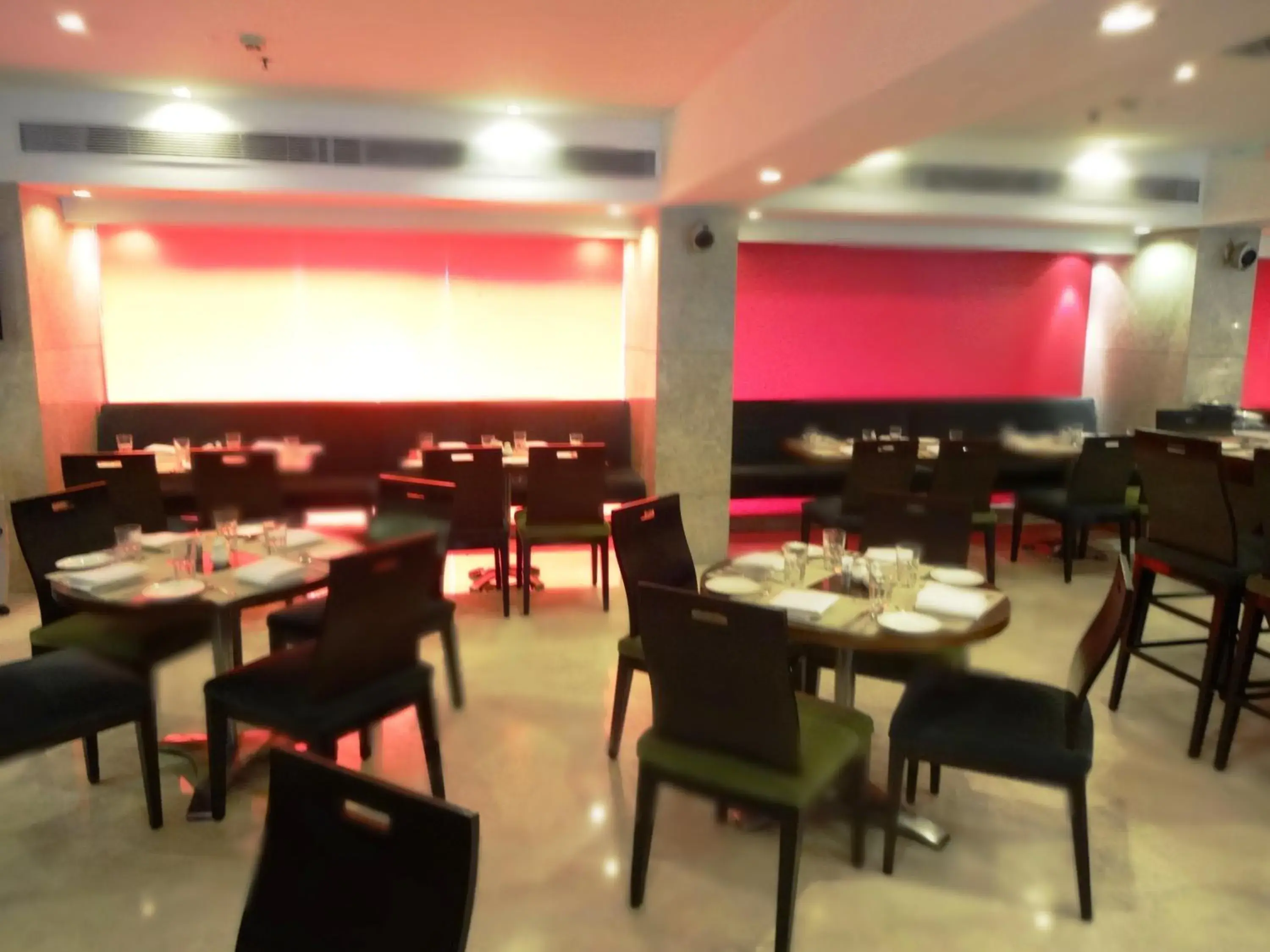Restaurant/places to eat in Royal Orchid Central Bangalore, MG Road Restaurant/places to eat in Royal Orchid Central Bangalore, MG Road
