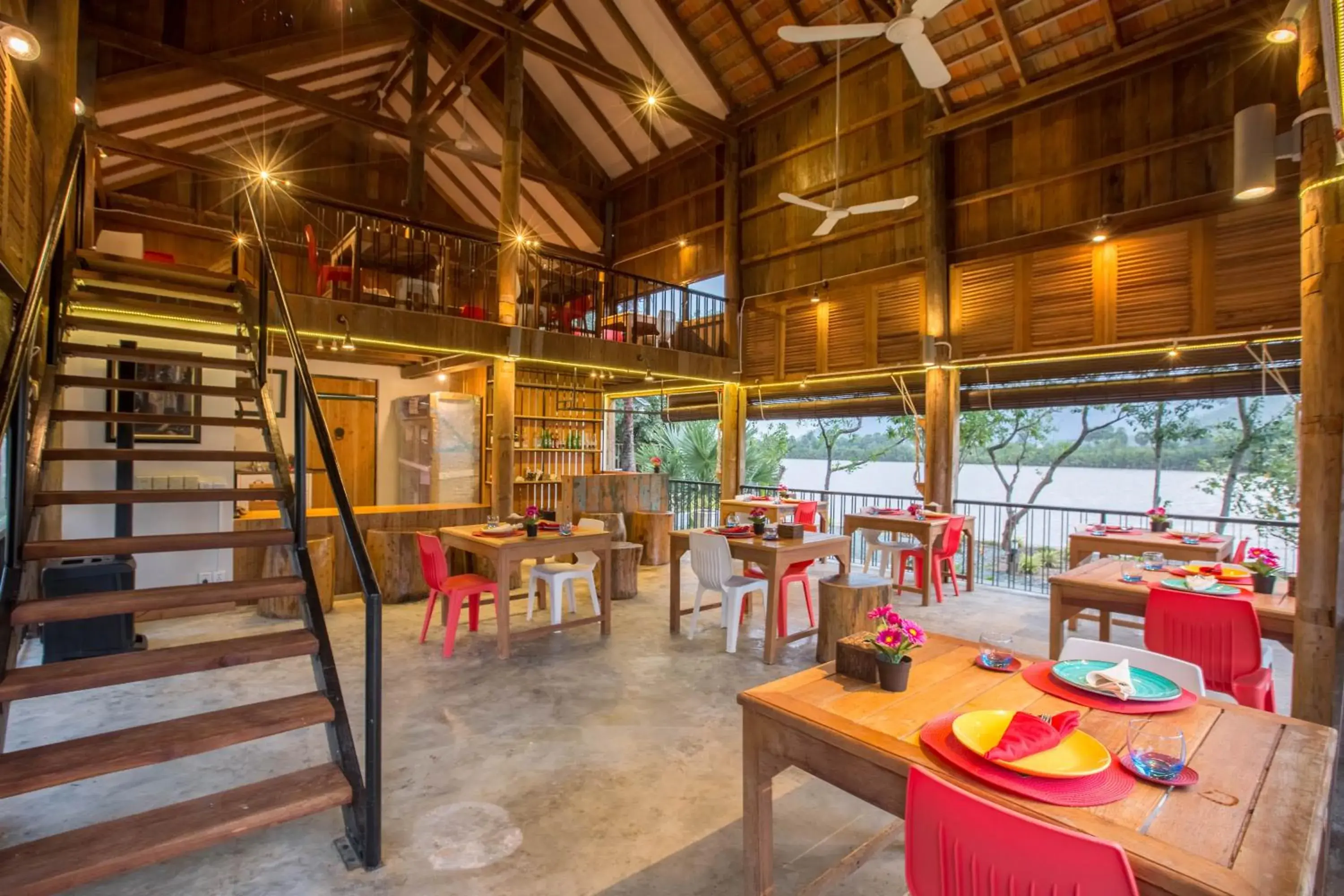 Restaurant/places to eat in Kampot River Residence Restaurant/places to eat in Kampot River Residence