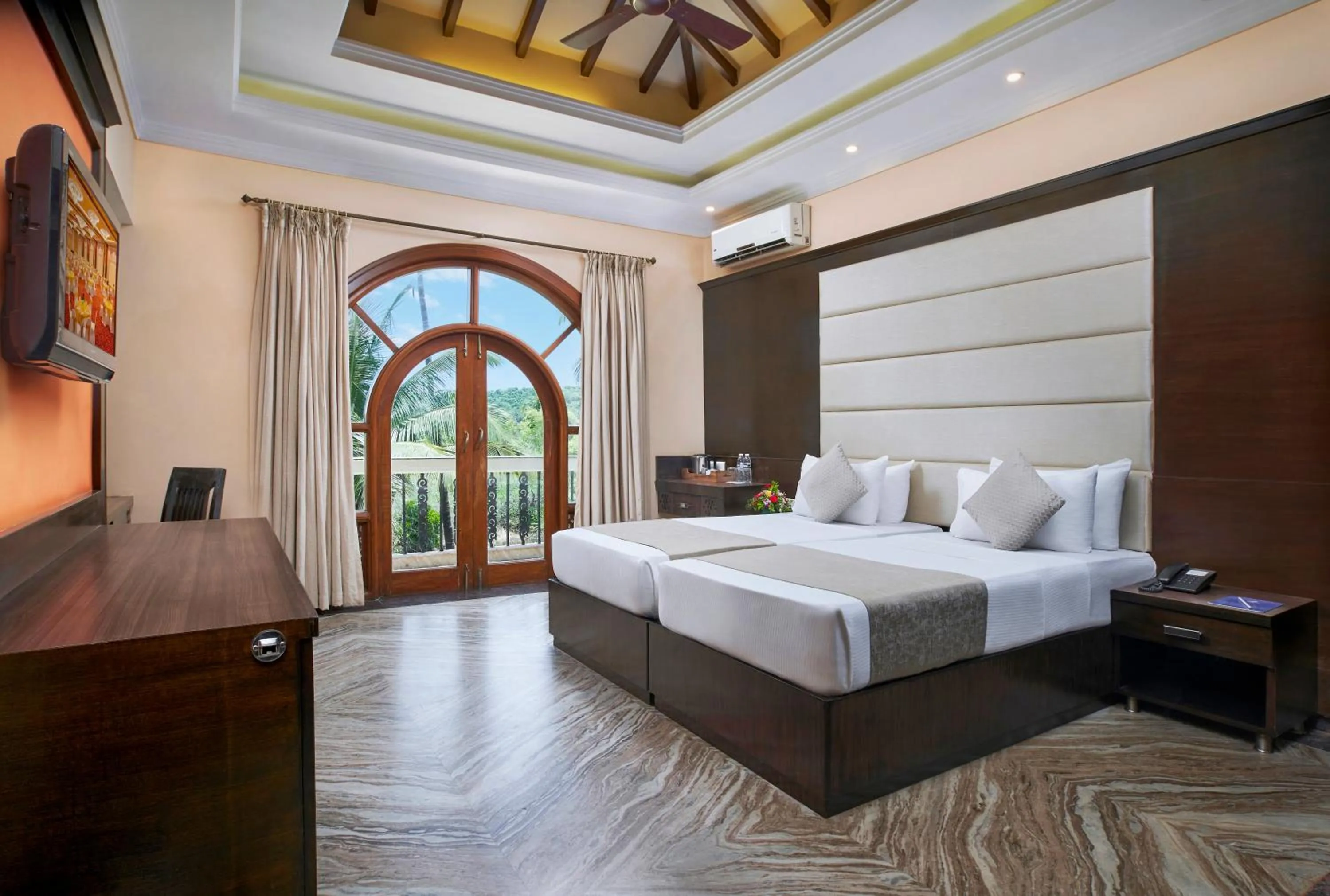 Bedroom, Bed in Resort Rio