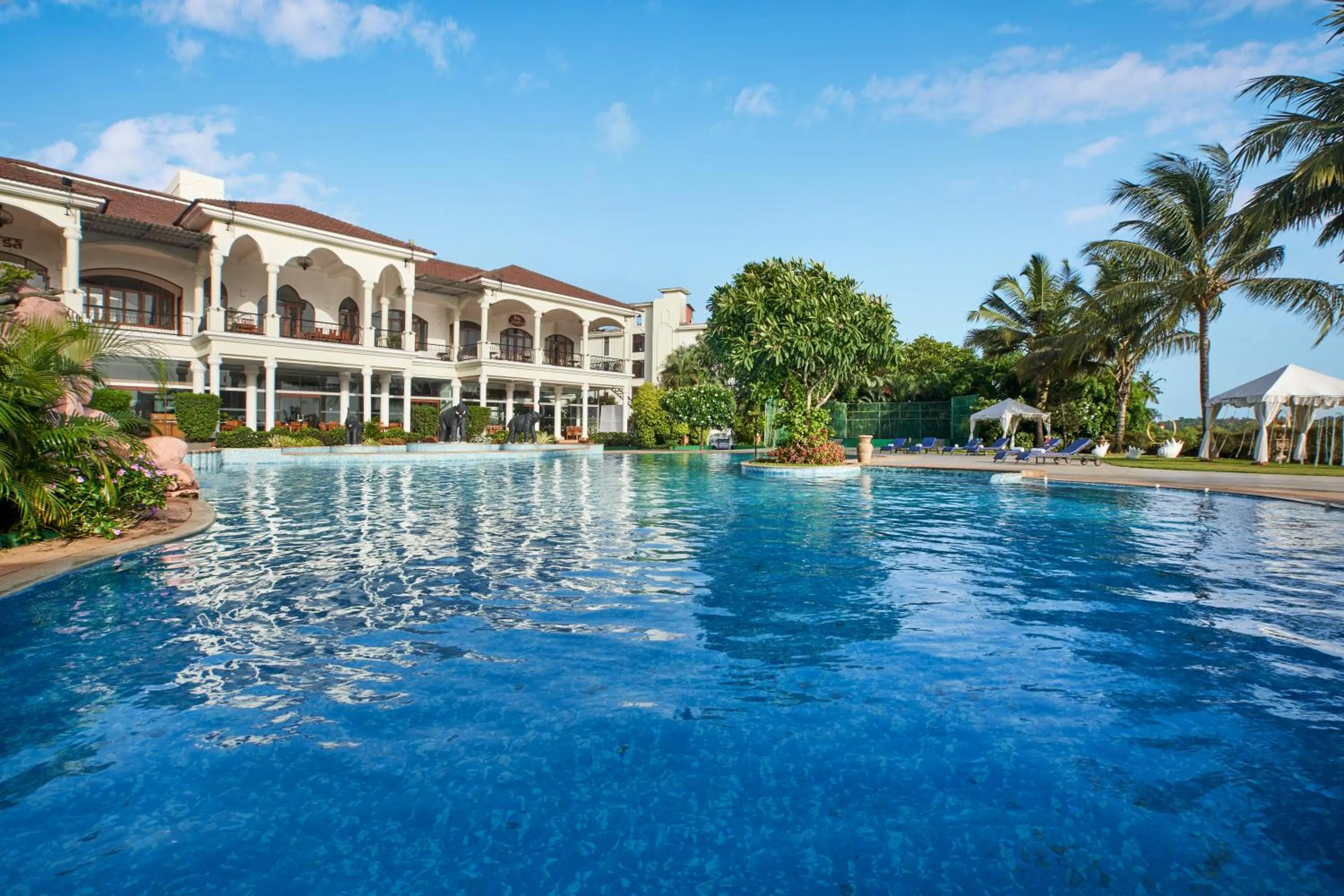 Swimming pool in Resort Rio